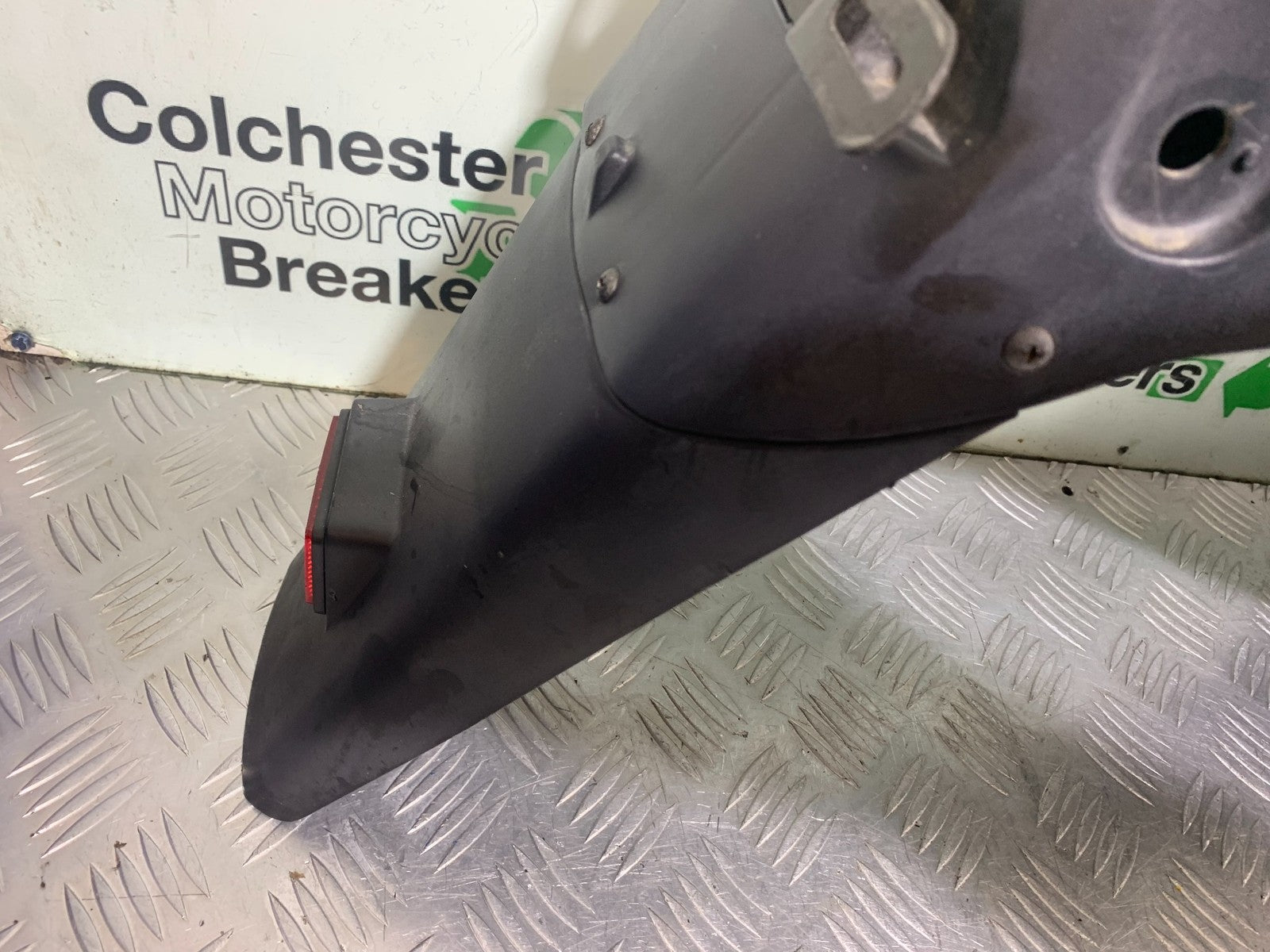 YAMAHA XJ900 XJ 900 DIVERSION REAR MUDGUARD   YEAR 1994-2002 (CMB1292)