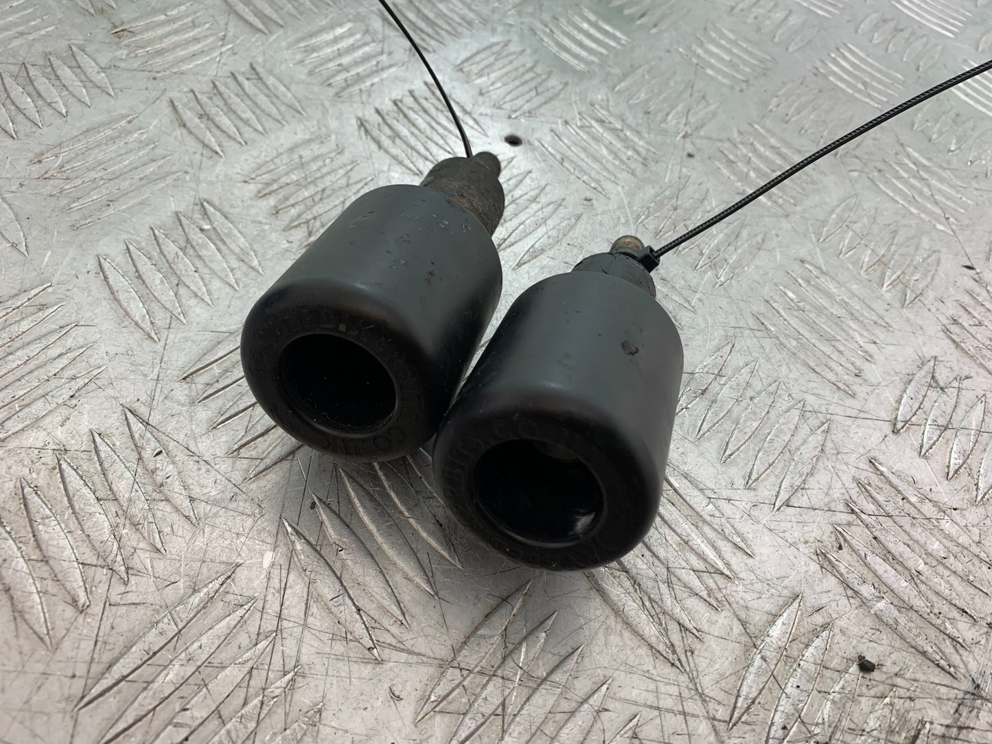 HONDA CBF600 CBF 600 CRASH BOBBINS YEAR 2004 -07 (CMB1247)