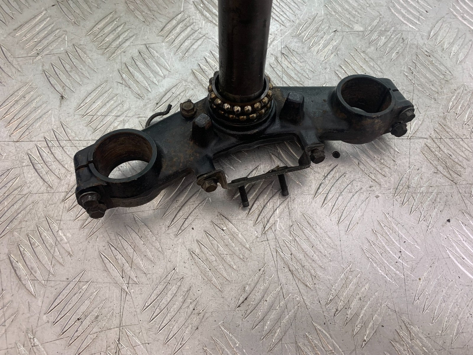 KAWASAKI Z750 Z 750 BOTTOM YOKE YEAR 2004-2006  (CMB1234)