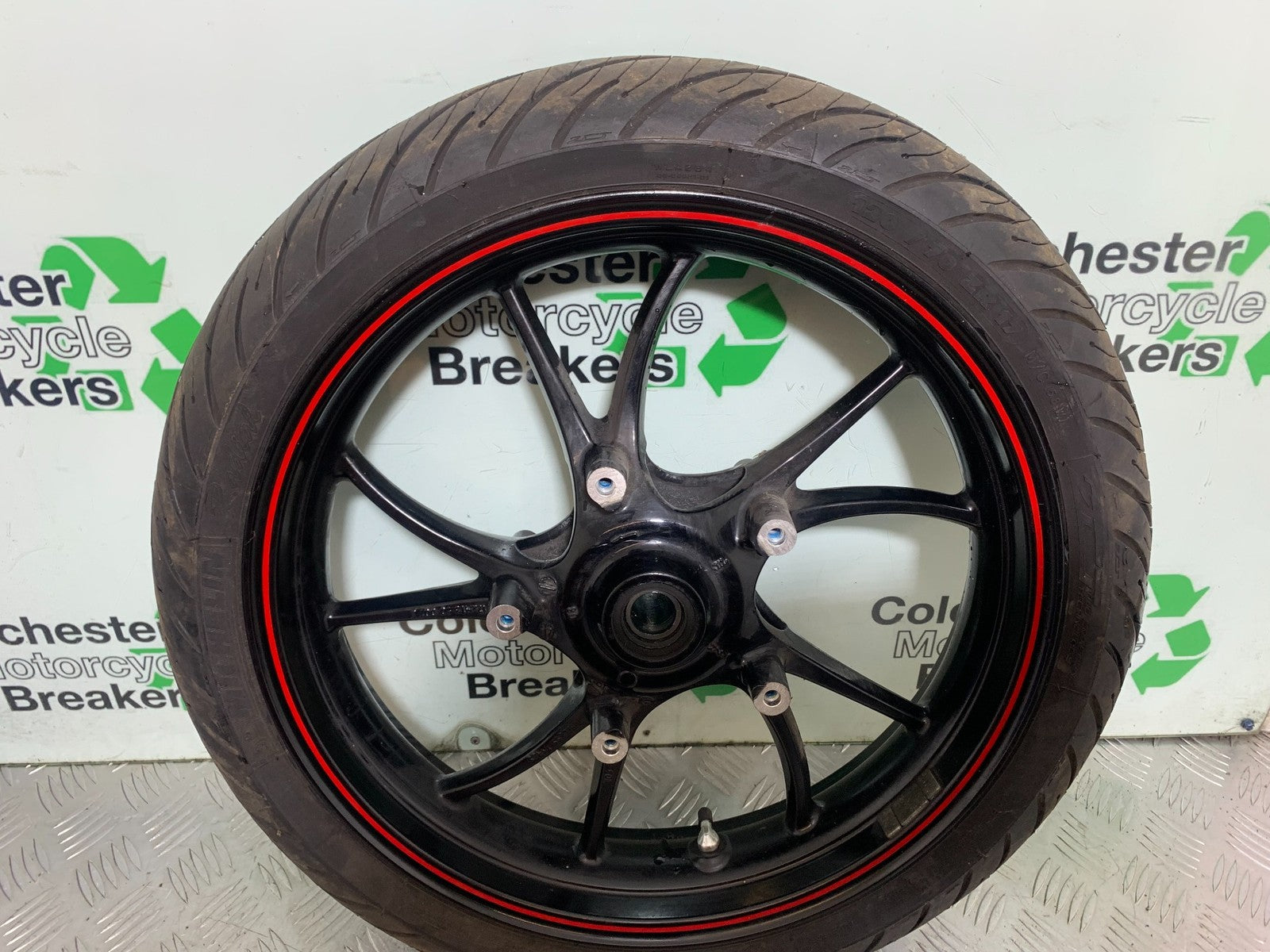 TRIUMPH SPEED TRIPLE R 1050 FRONT WHEEL   2009 (CMB1183)
