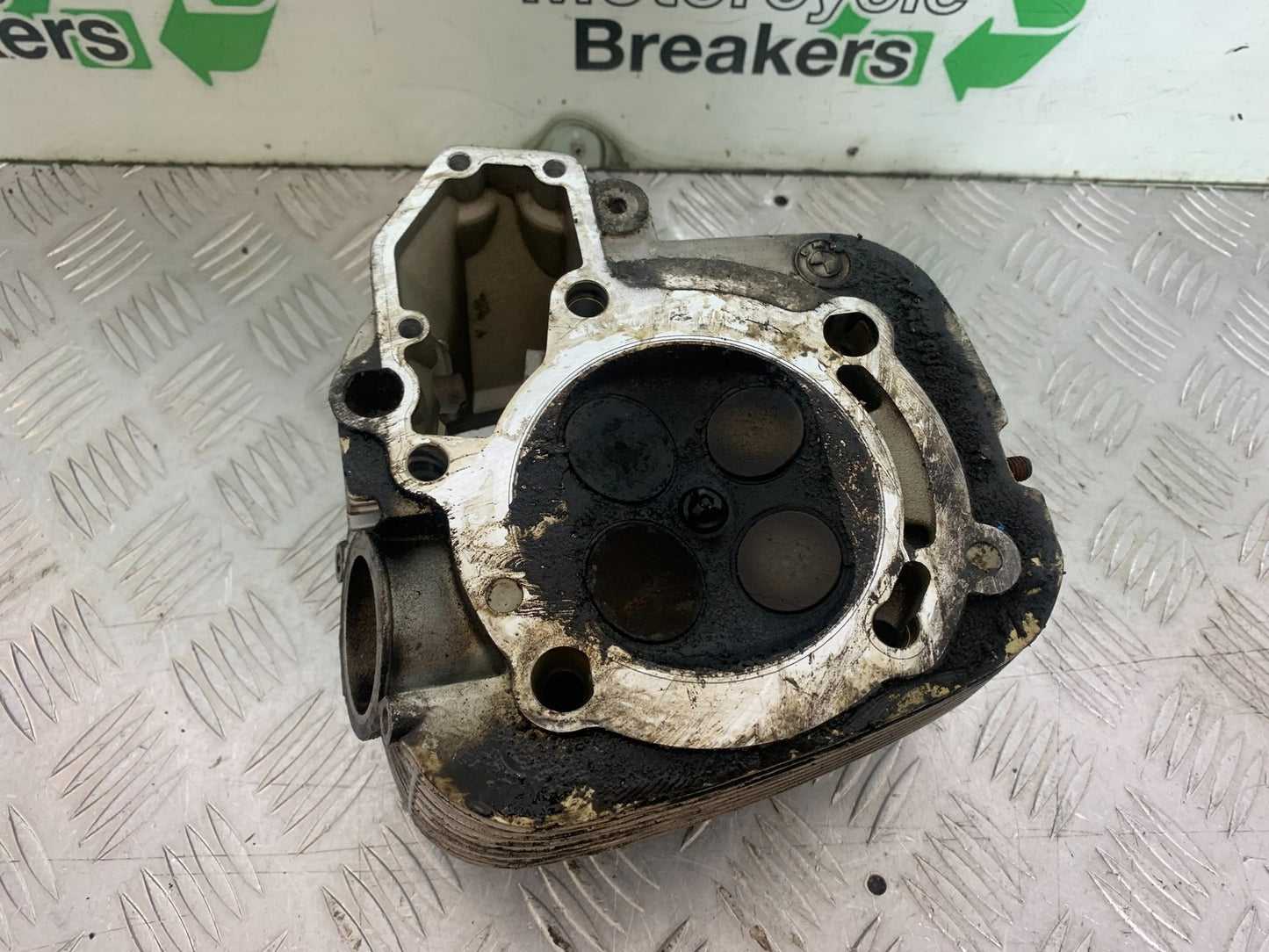 BMW R1100 RT R 1100 RT RIGHT CYLINDER HEAD   YEAR 1996-2001 (CMB1095)