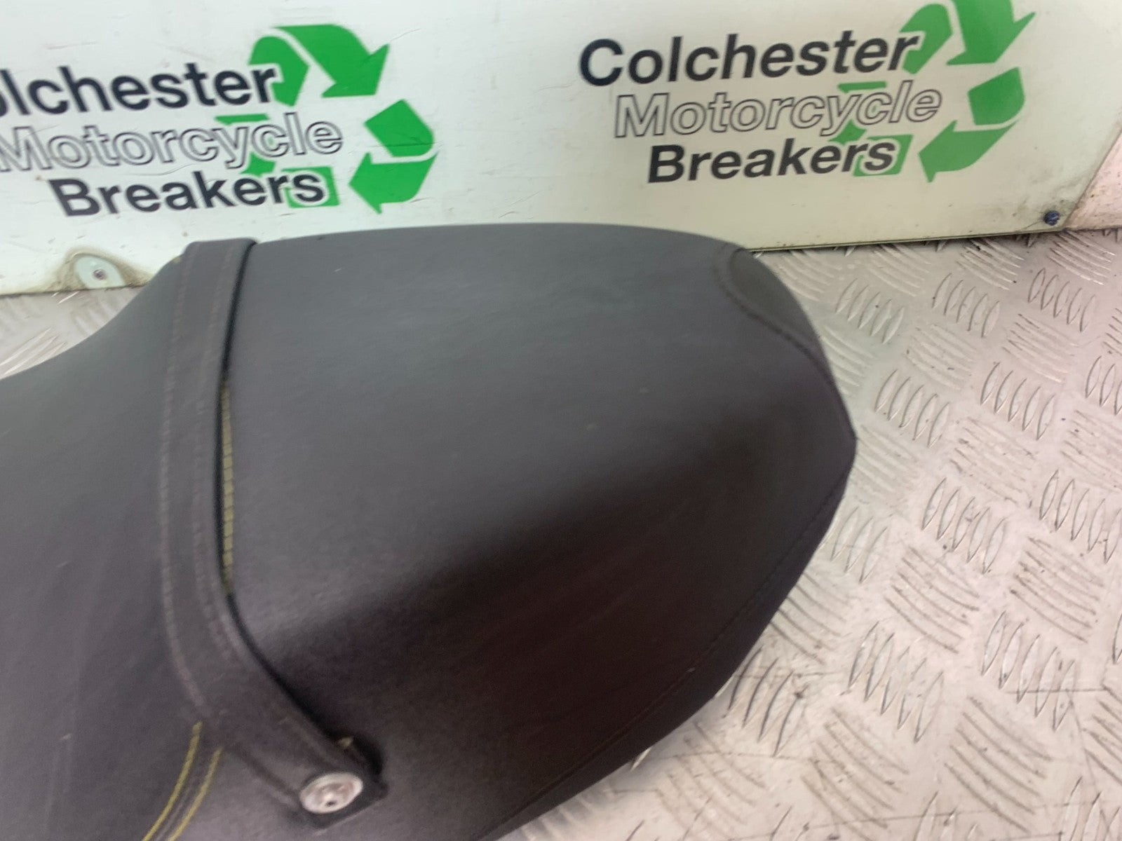 YAMAHA XSR900 XSR 900 SEAT  YEAR 2022-2024 (CMB1215)