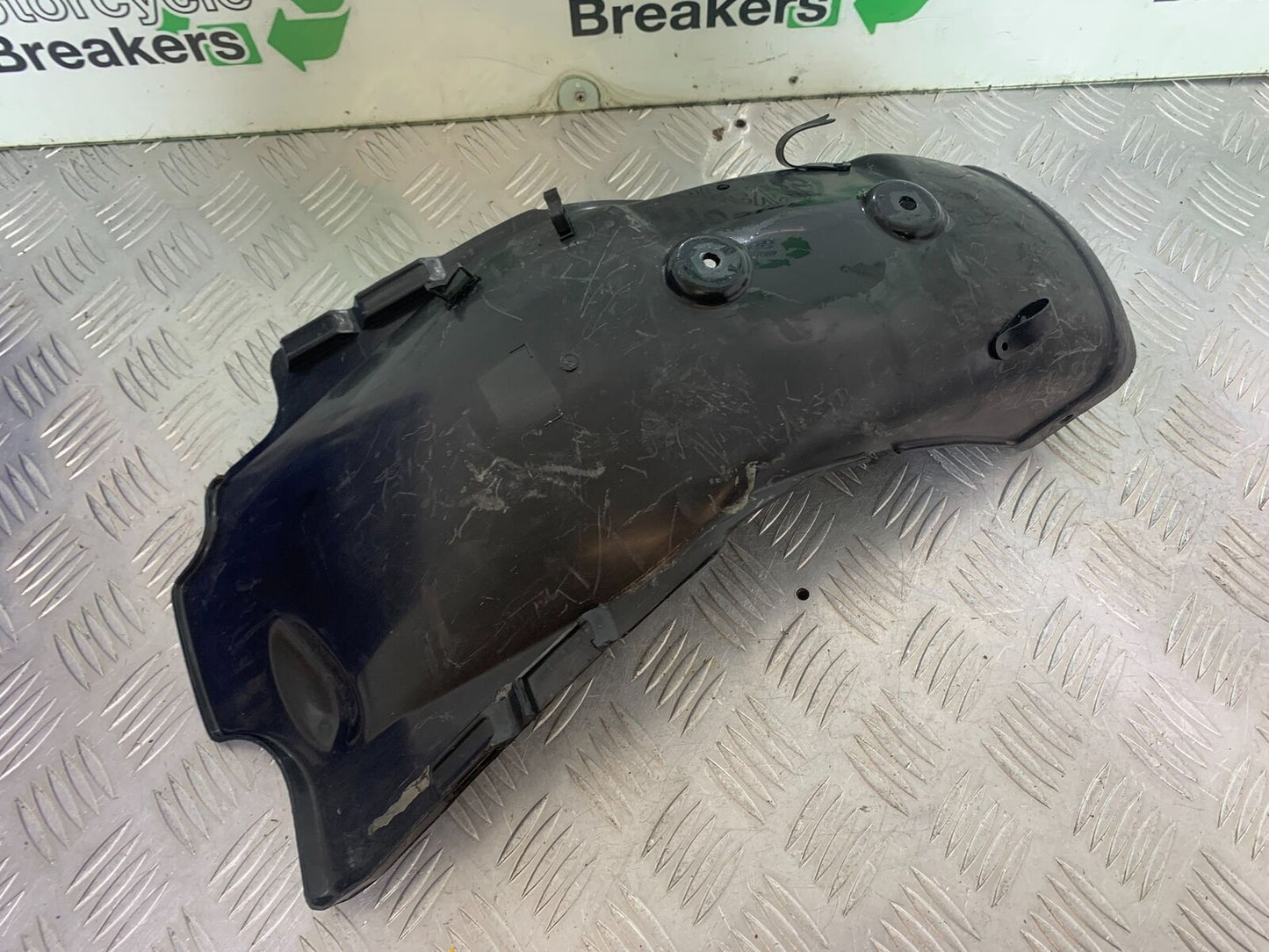 YAMAHA XS1100 MIDNIGHT SPECIAL INNER MUDGUARD  YEAR 1980-1982 (CMB1122)