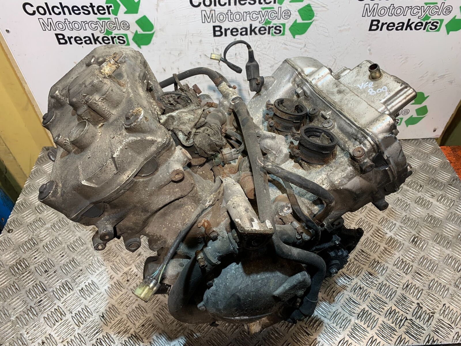 HONDA VFR800 VFR 800 V-TEC ENGINE  YEAR 2002 -09 (CMB1012)
