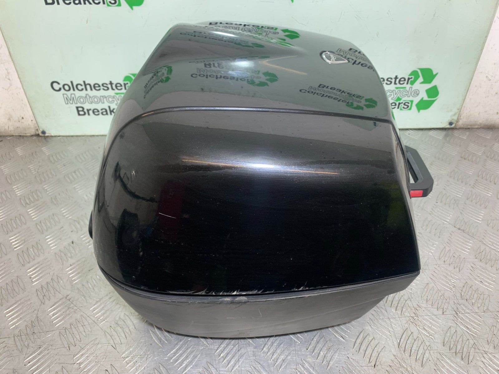 TRIUMPH 1050 SPRINT GT PANNIERS TOP BOX   YEAR 2010-2016 (CMB1250)