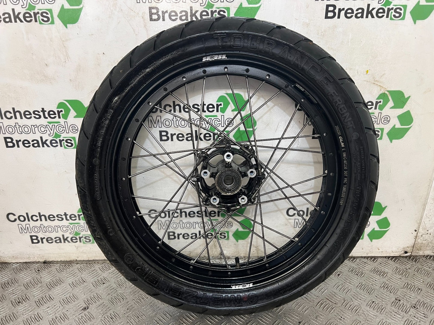 TRIUMPH TIGER 1200 EXPLORER FRONT WHEEL   YEAR 2012-2015 (STOCK 901)