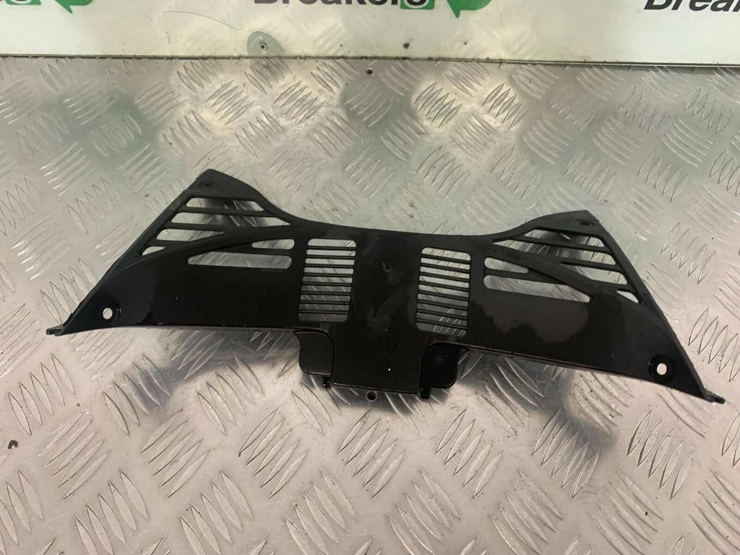 HONDA XL650 V TRANSALP INNER INFILL PANEL    YEAR 2001-2006 (STOCK 975)
