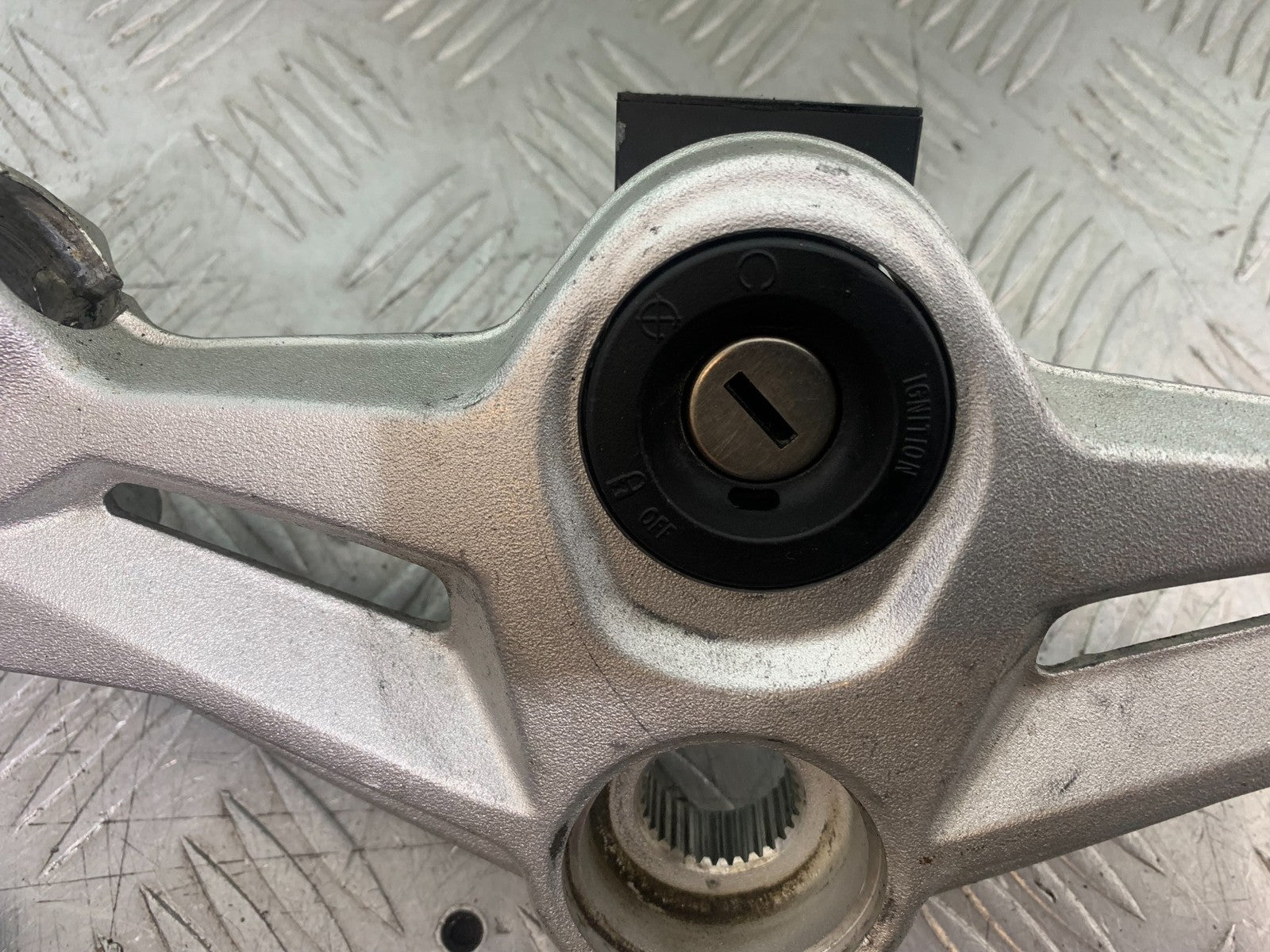 BMW K1300 S K 1300 S ECU LOCKS KEY  YEAR 2009-16 (CMB1216)
