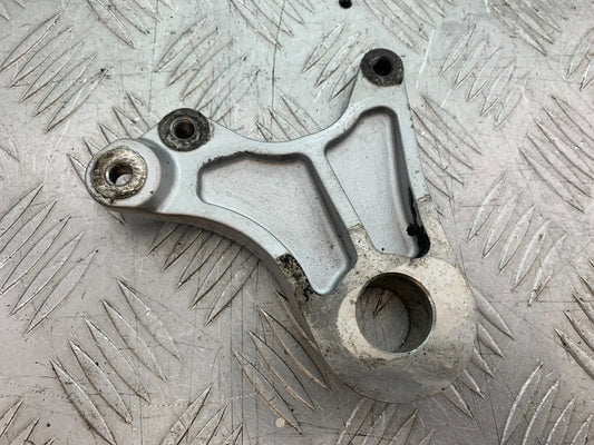 YAMAHA FZS1000 FAZER REAR CALIPER BRACKET   YEAR 2001-05 (CMB1275)