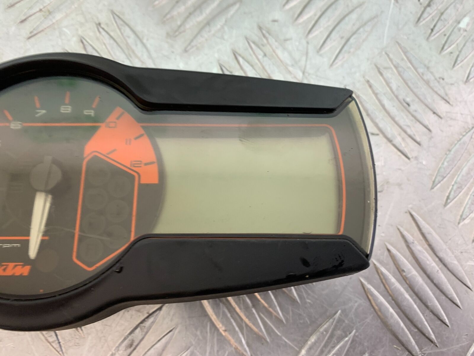 KTM 990 SUPERMOTO T CLOCKS SPEEDO DASH  YEAR 2010-2011  (CMB1067)