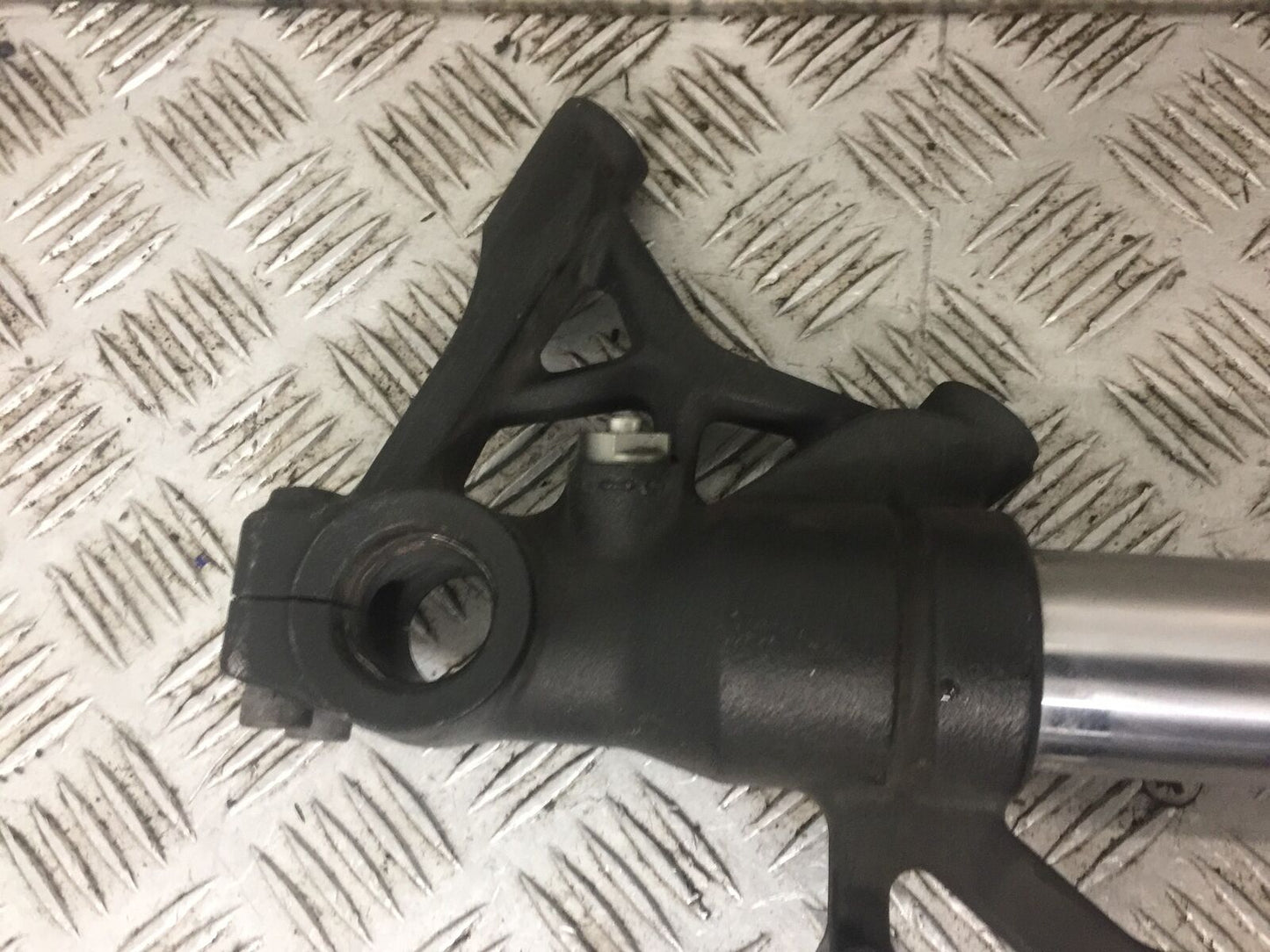 KAWASAKI Z1000 SX FORKS YEAR 2011 (STOCK 796)