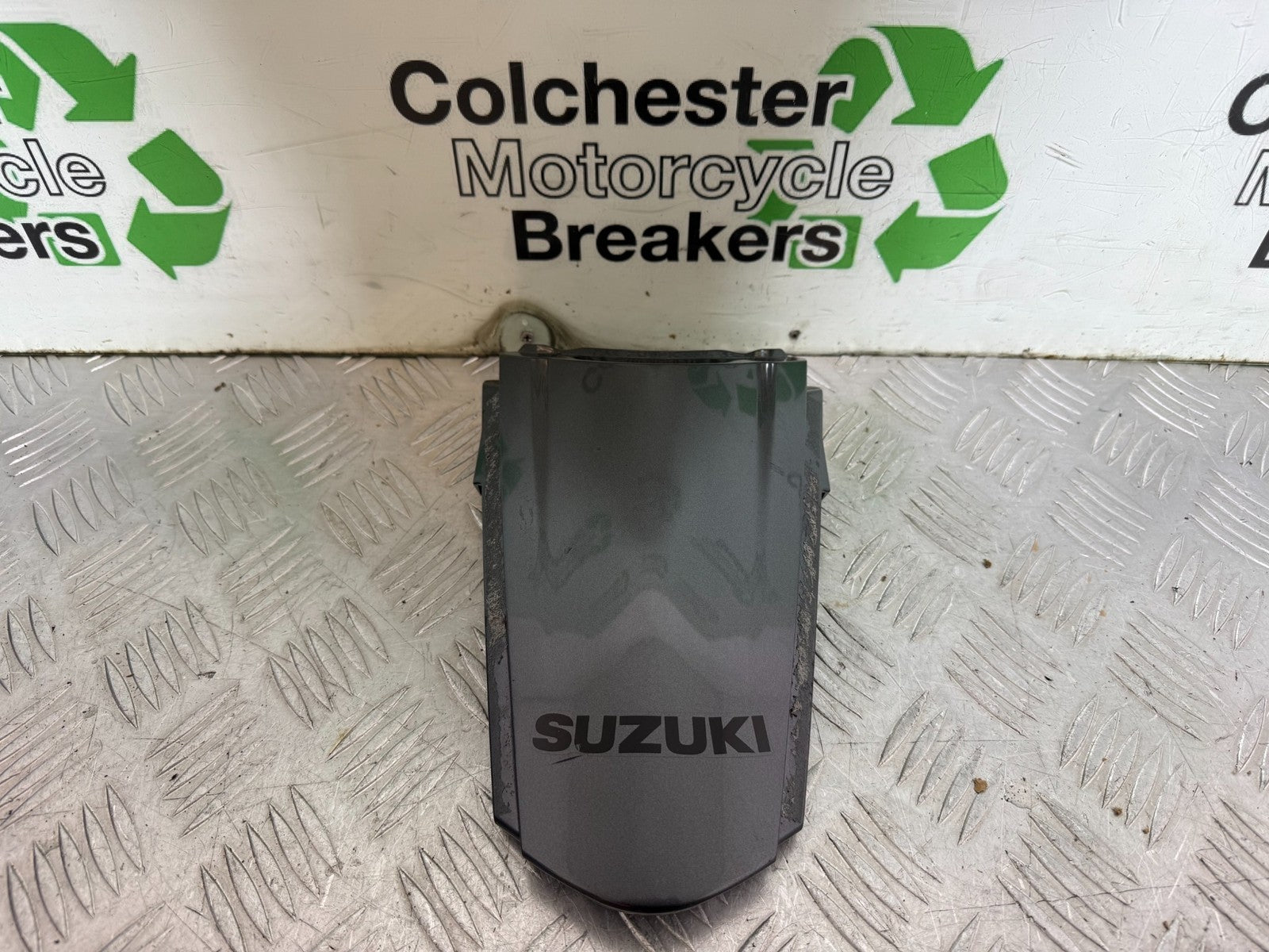 SUZUKI GSXR1300 GSXR 1300 HAYABUSA GEN 3 TAIL PIECE JOINER YEAR 2022 - 2024