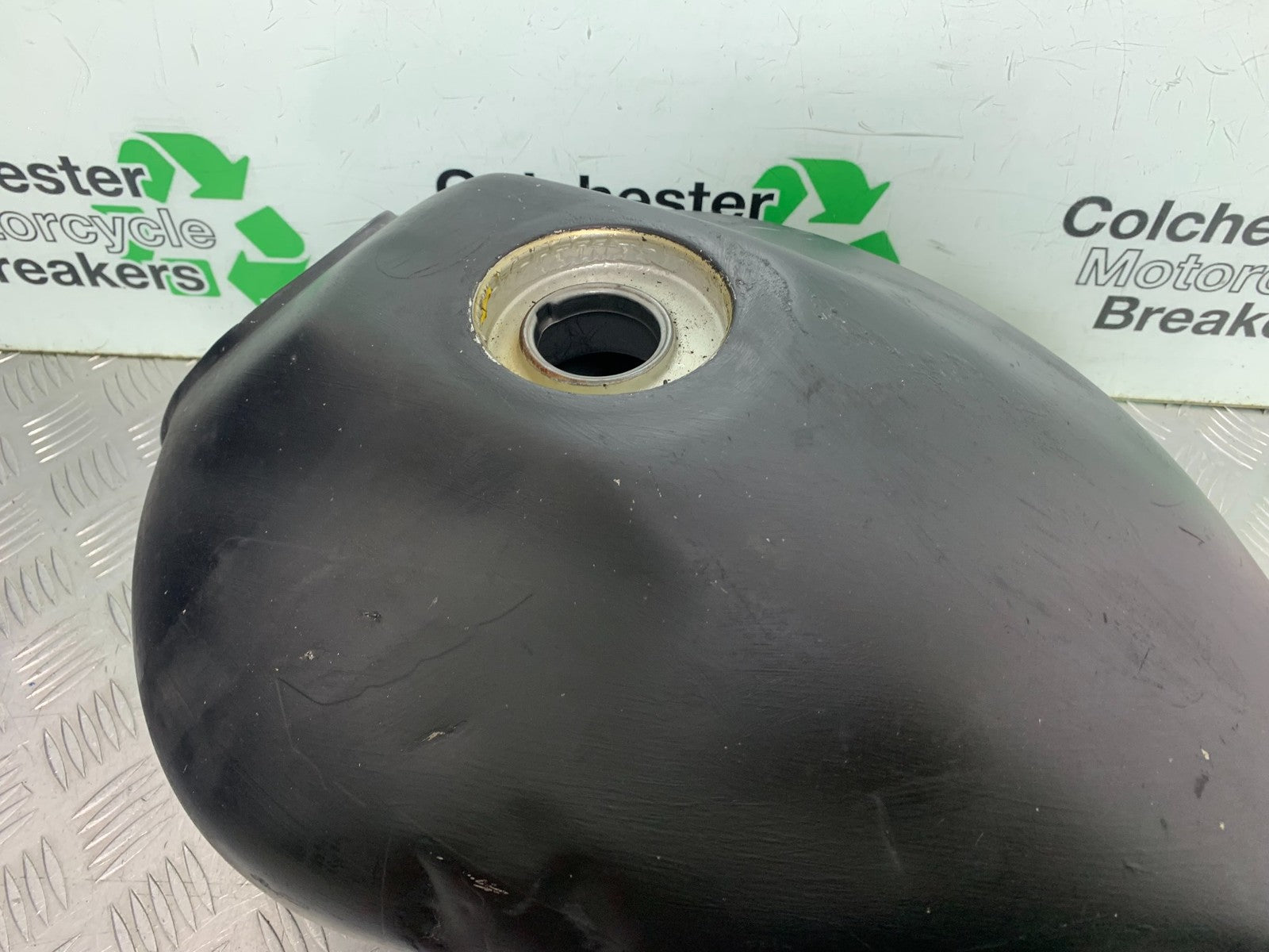 HONDA CB600 CB 600 HORNET PETROL TANK   YEAR 1998-2002 (CMB1297)