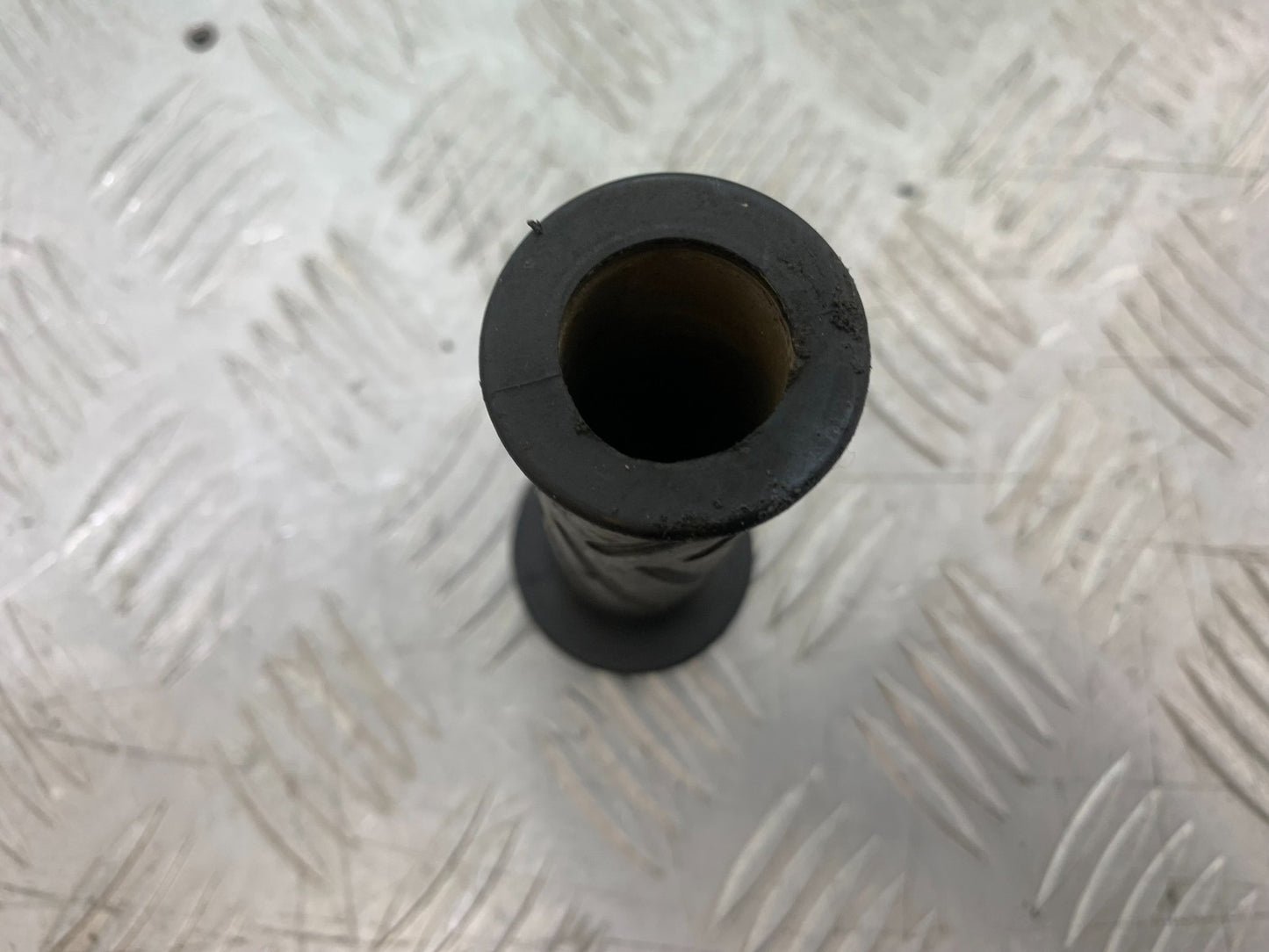 YAMAHA YBR125 CUSTOM THROTTLE TWIST GRIP  YEAR 2008-2016 (CMB1192)