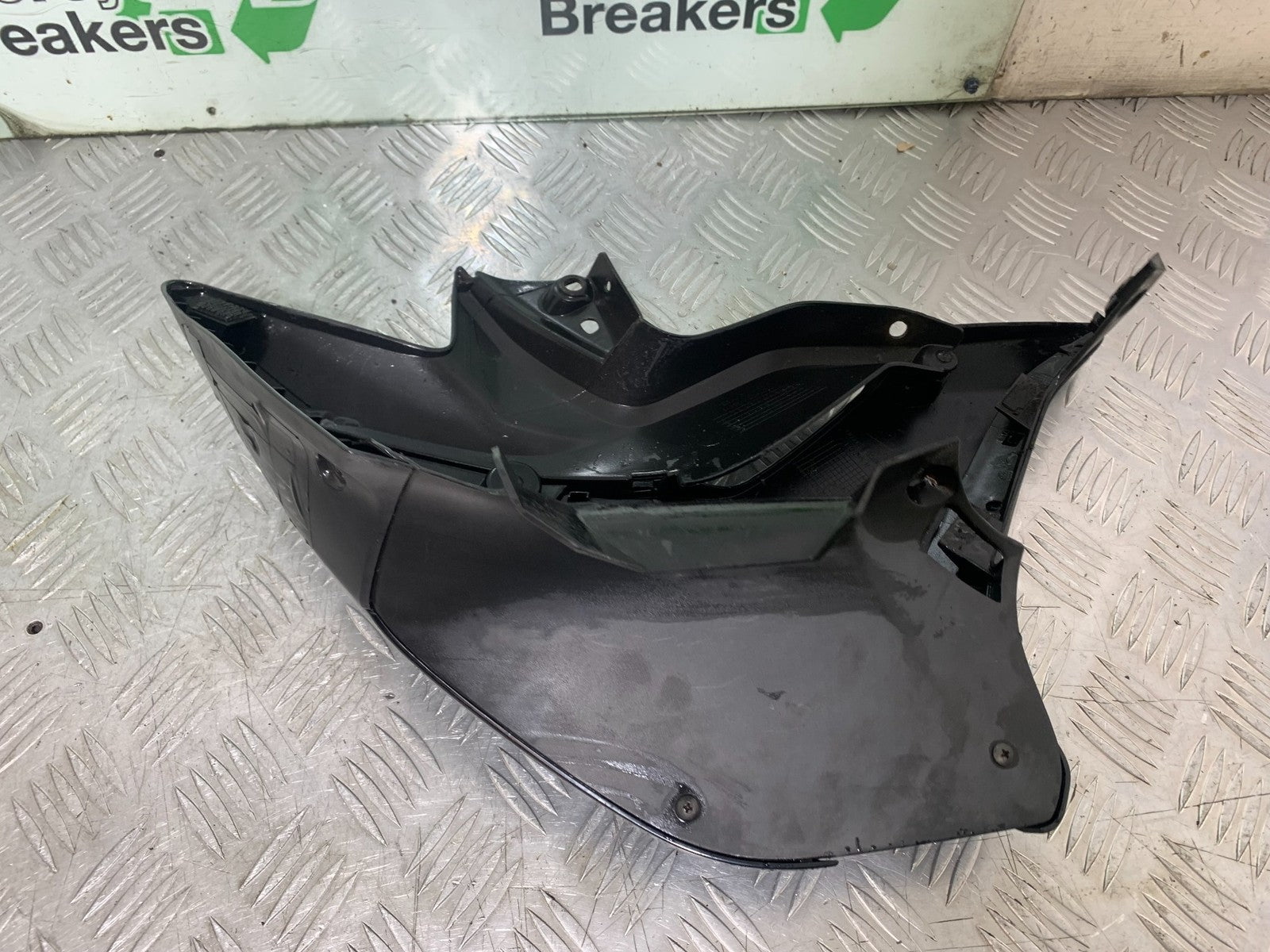 HONDA CB500 F CB500F RIGHT SIDE FAIRING YEAR 2013-2015  (CMB1235)