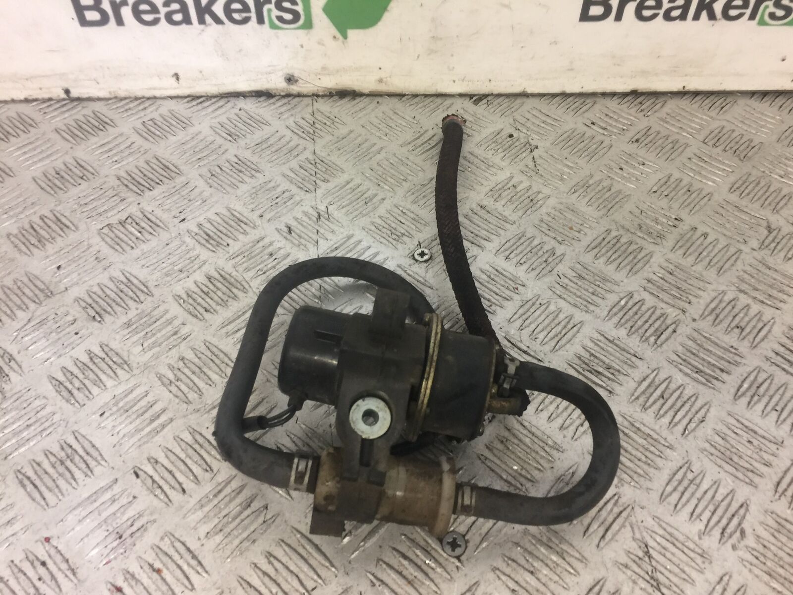 YAMAHA YZF1000 THUNDERACE PETROL PUMP YEAR 1997-2000 (STOCK 625)