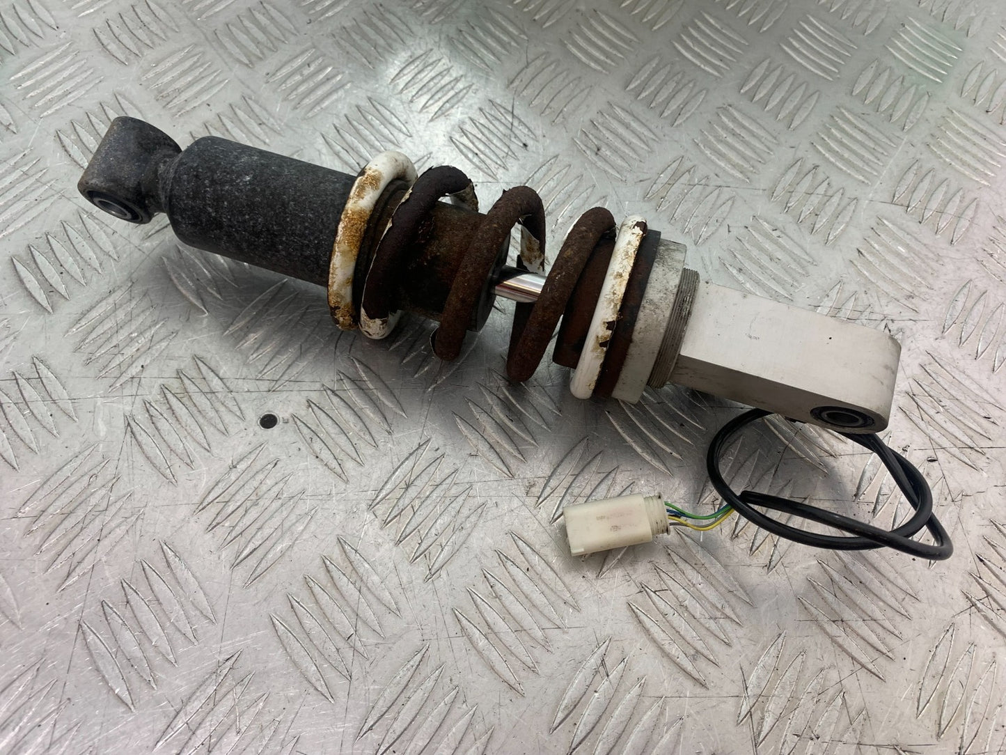 BMW K1300 S K 1300 S FRONT SHOCK   YEAR 2009-16 (CMB1216)
