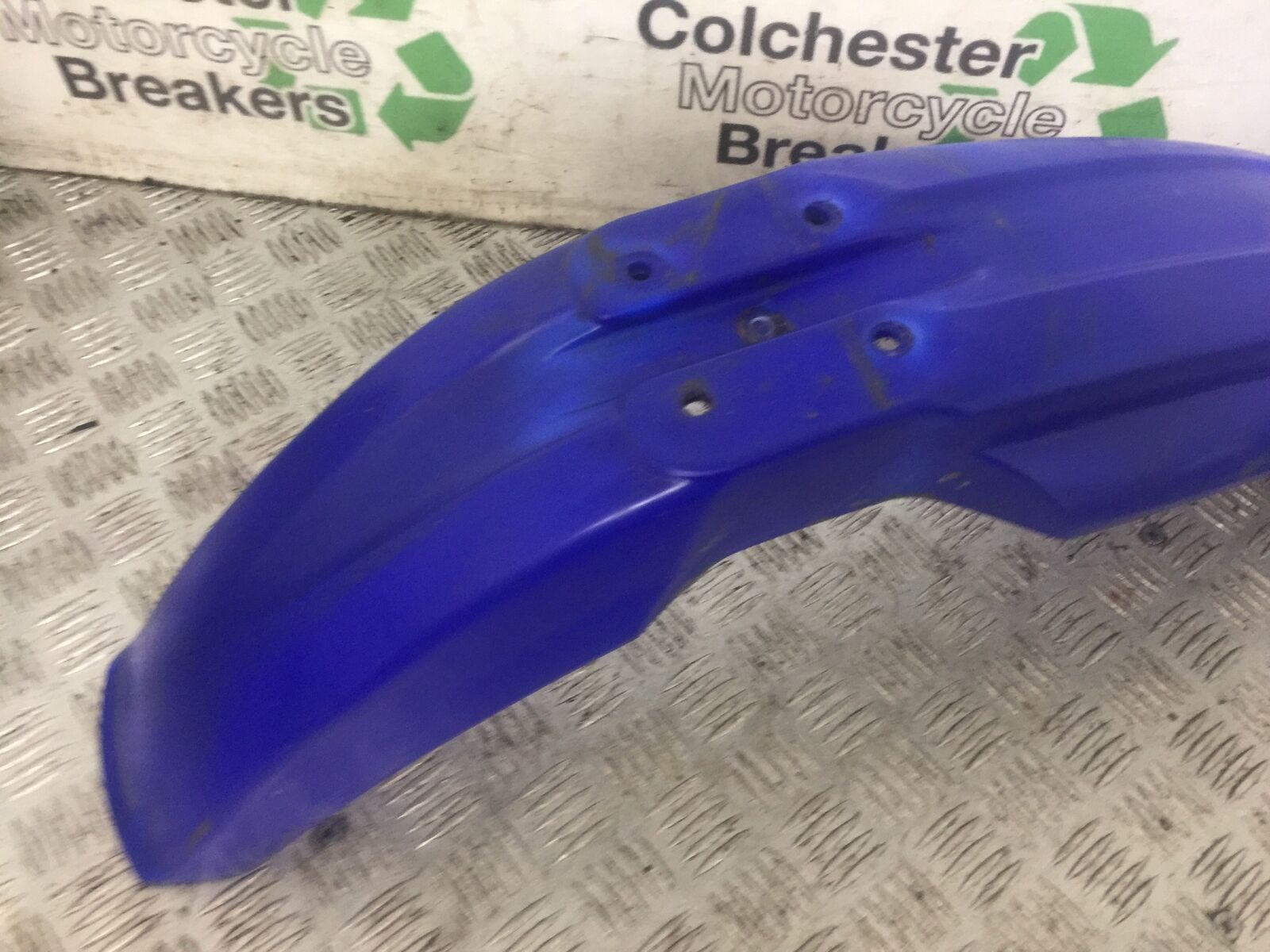 YAMAHA YZF250 YZF 250 FRONT MUDGUARD  YEAR 2004 (STOCK 792)