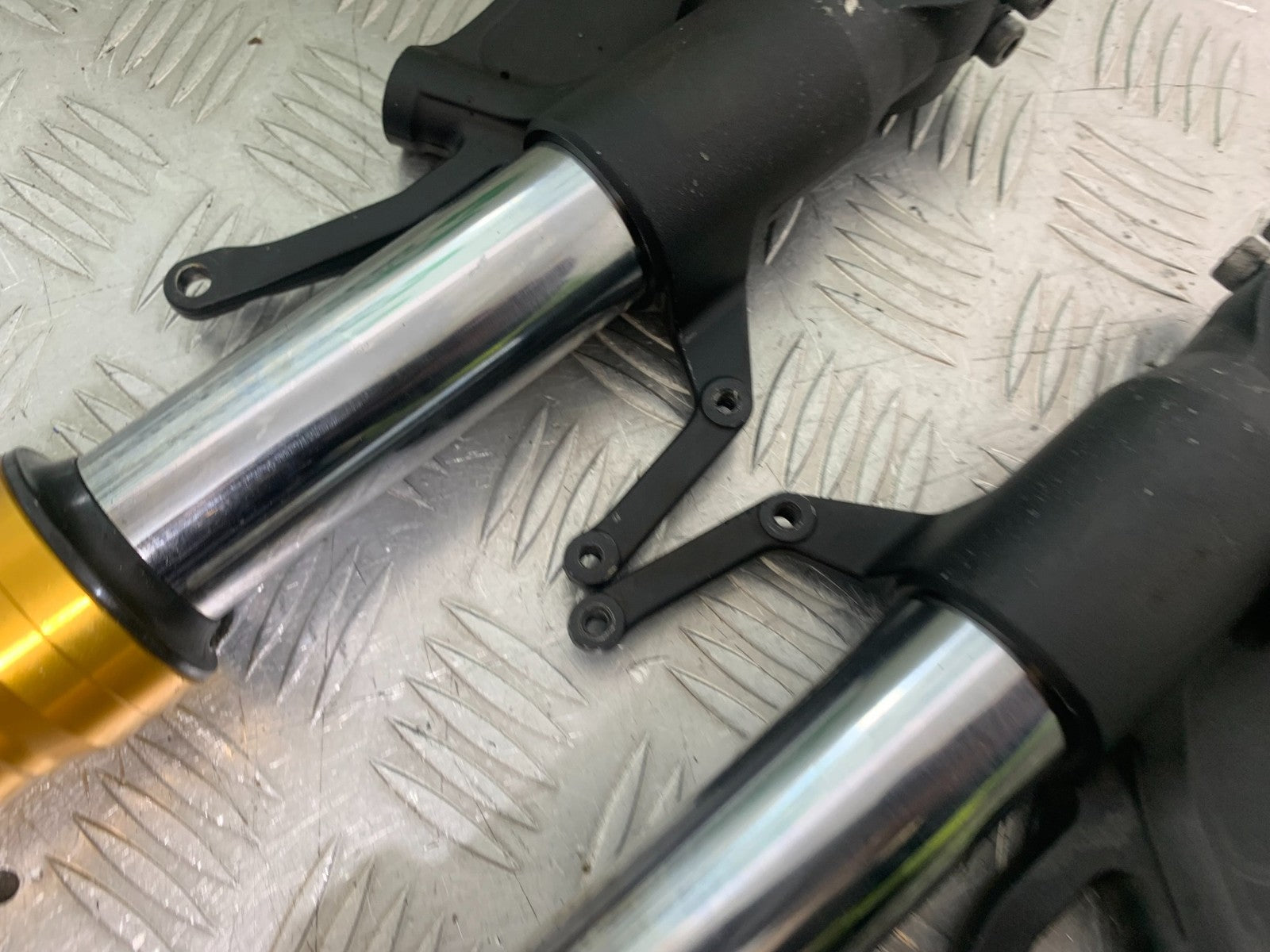 YAMAHA YZF R1 4C8 FORKS YEAR 2007-2008 (CMB1237)