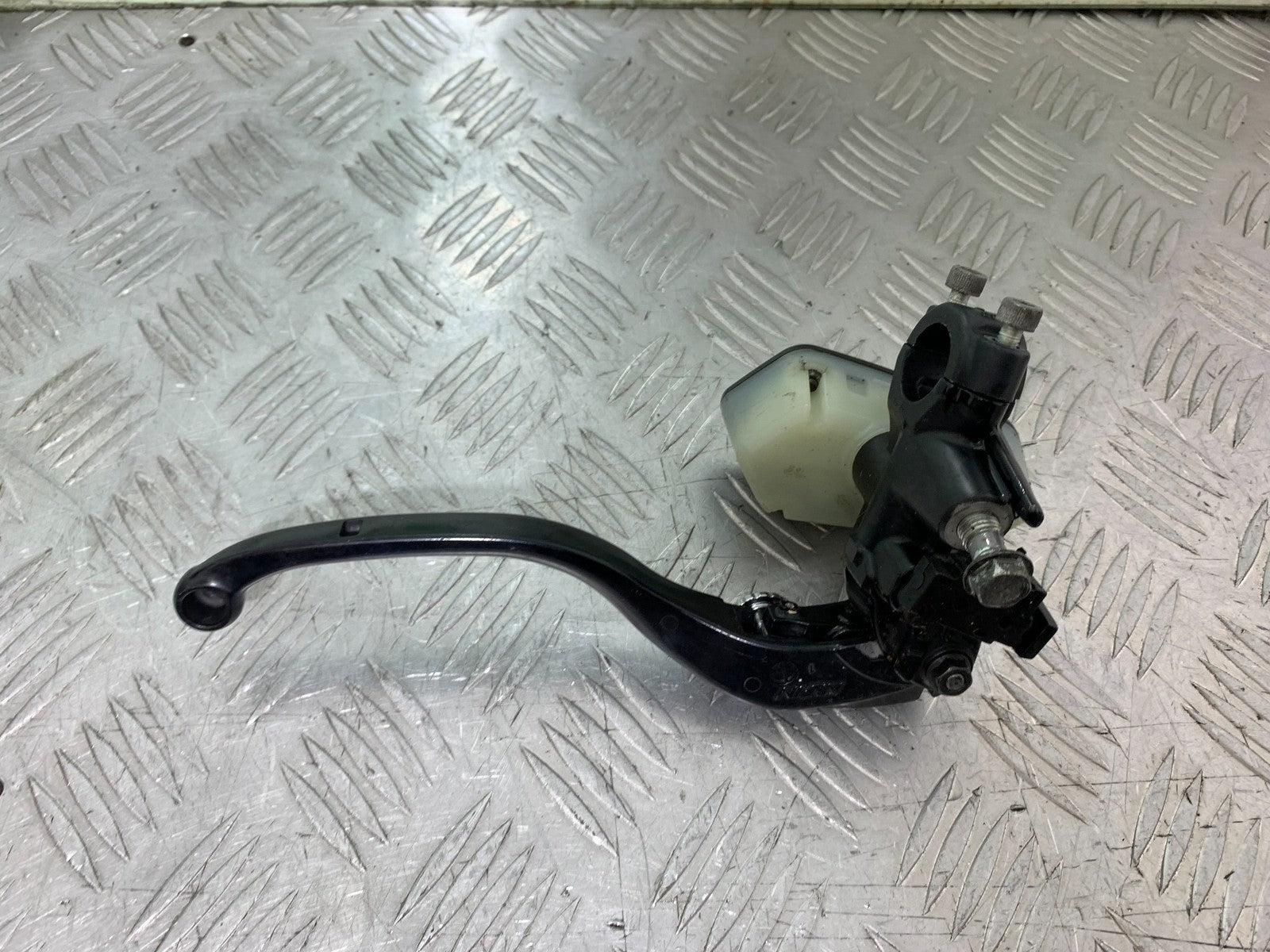 KAWASAKI GTR1400 GTR 1400 CLUTCH MASTER CYLINDER   YEAR 2007-2009 (CMB1306)