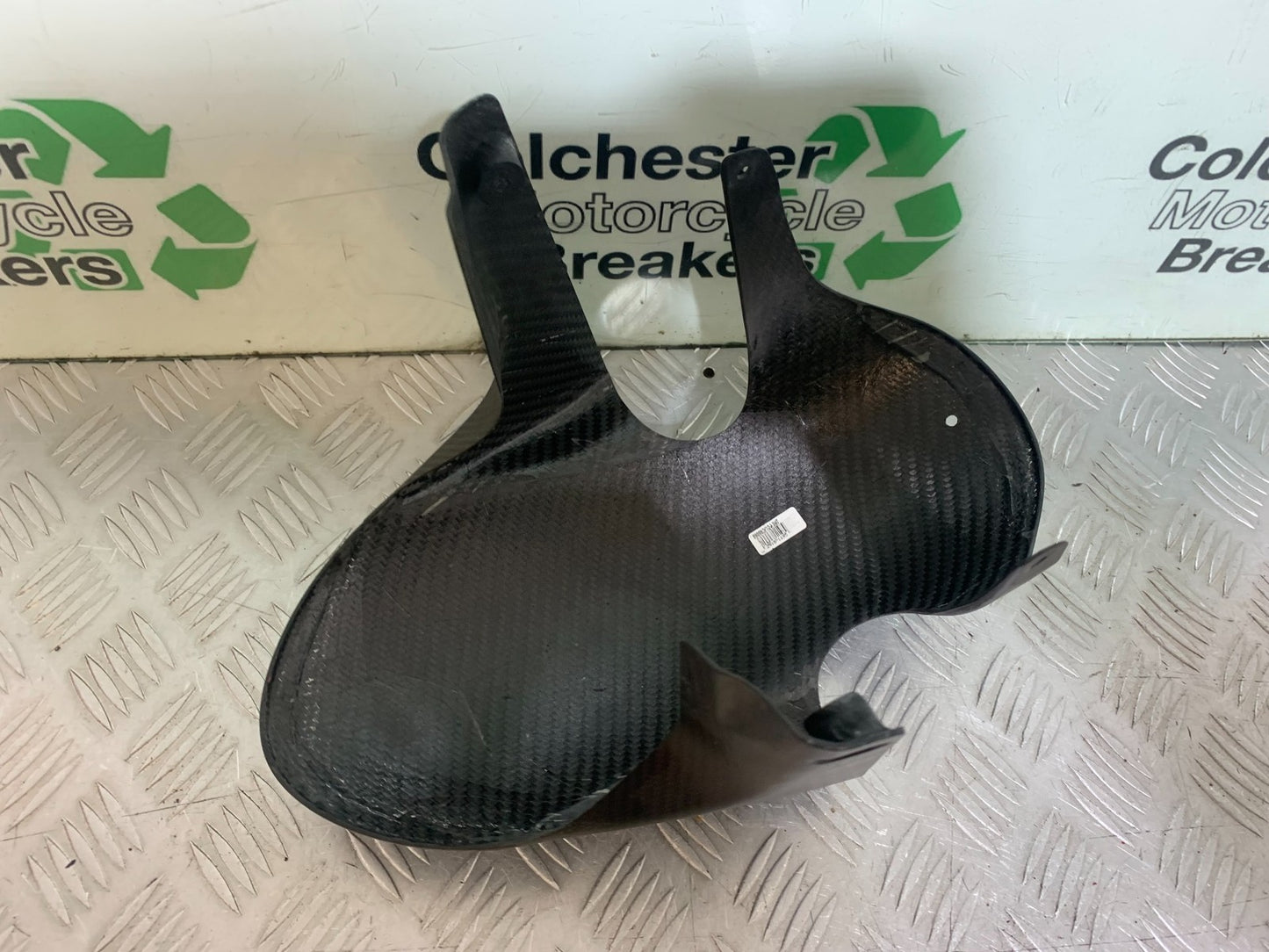 APRILIA RSV4 FACTORY CARBON FRONT MUDGUARD YEAR 2009-2012 (CMB1224)