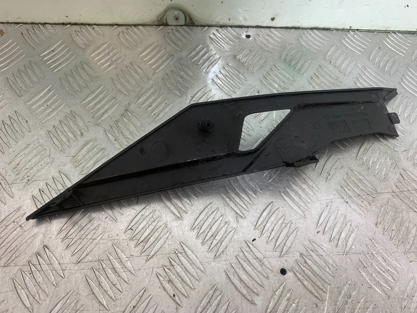 APRILIA 650 PAGASO STRADA INFILL PANEL  YEAR 2005-2010 (CMB1260)