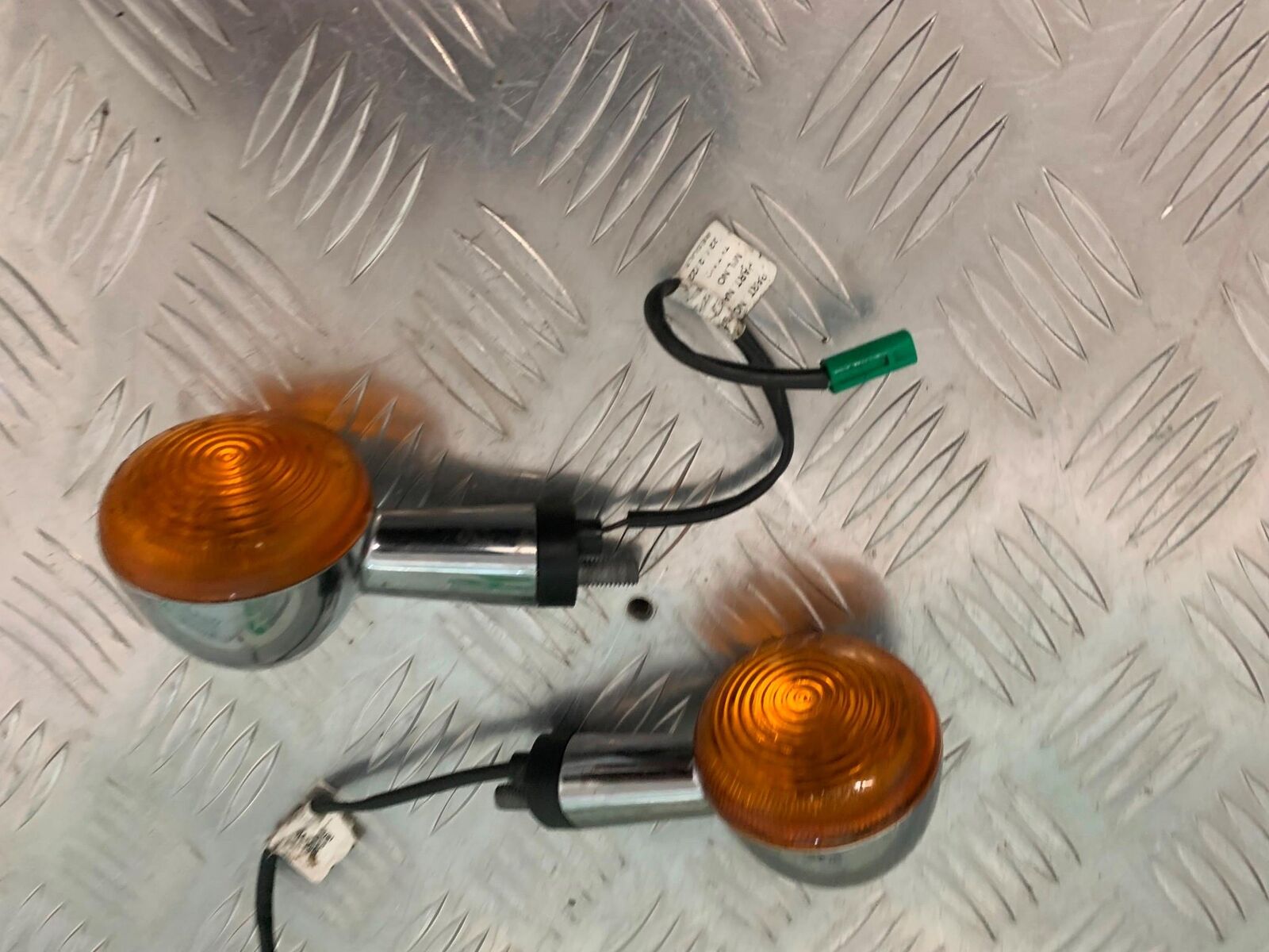 ROYAL ENFIELD 350 CLASSIC REAR INDICATORS  YEAR 2022 (STOCK 967)
