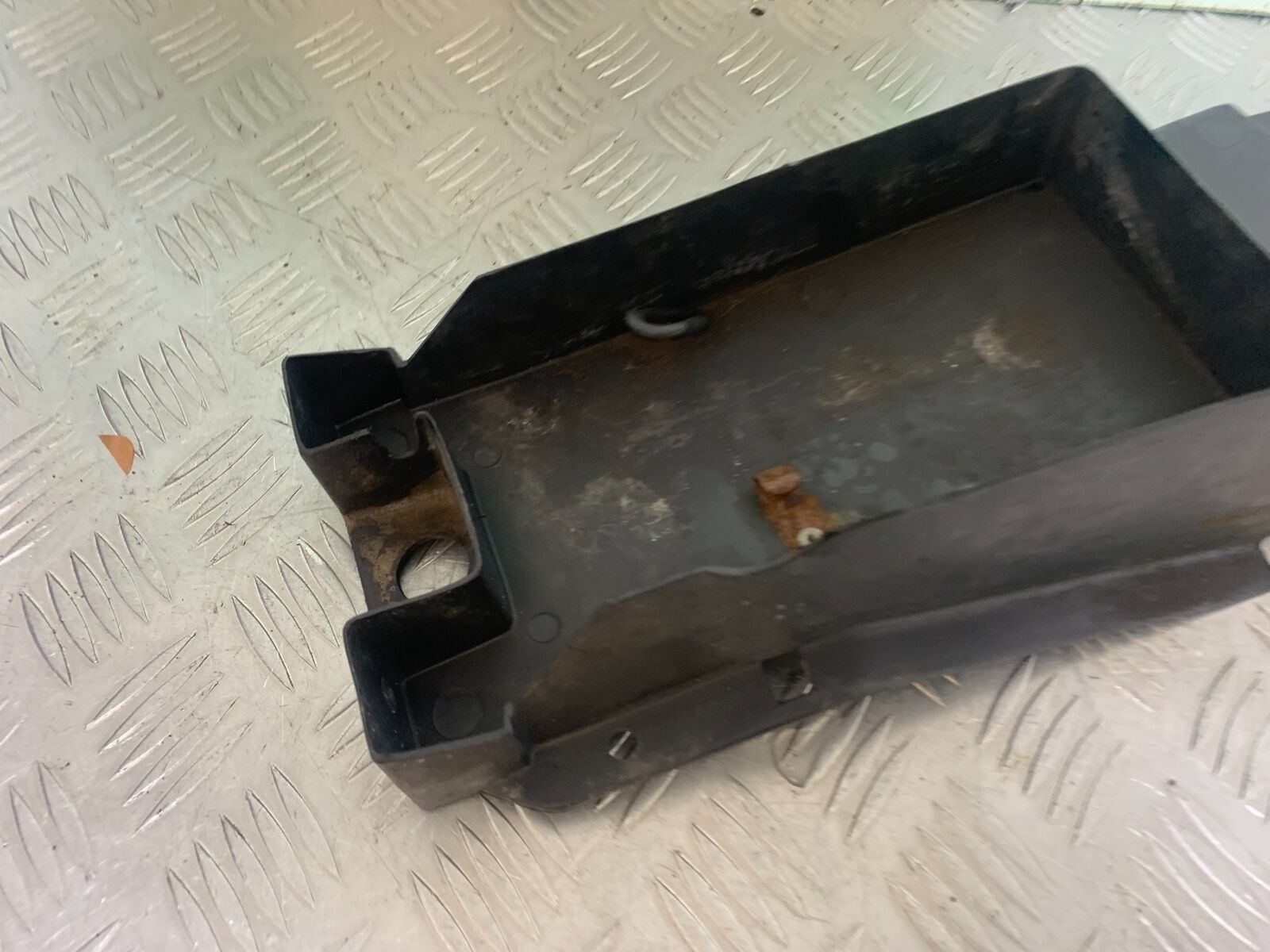 APRILIA RS50 RS 50 UNDERTRAY  YEAR 1996-1998 (CMB1132)