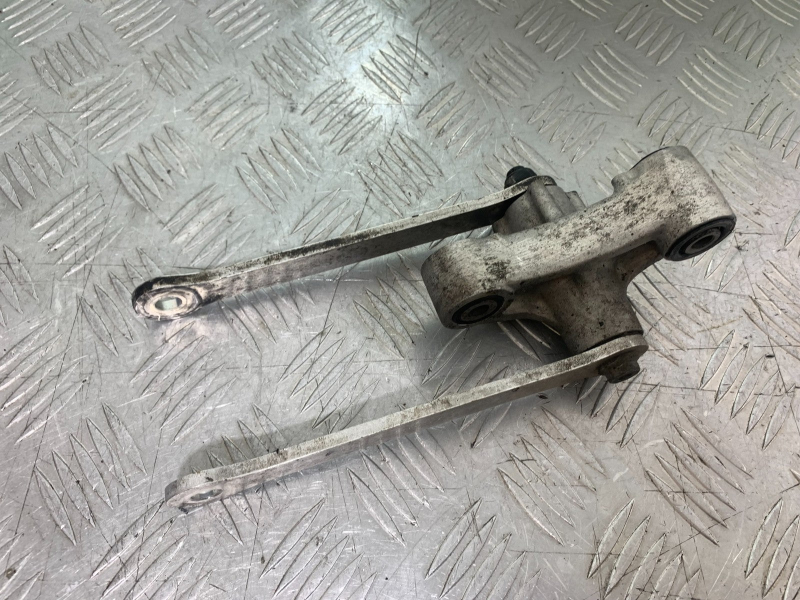 KAWASAKI ZX10R ZX10 R REAR SHOCK LINKAGE   2008-2010 (CMB1206)