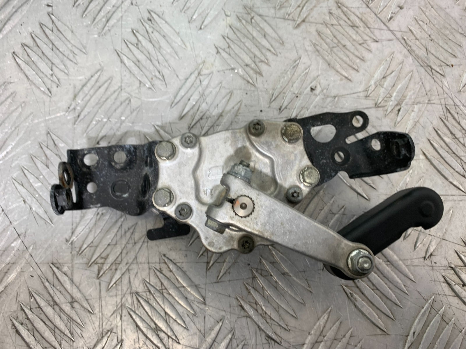 HONDA CBR1000 RR  STEERING DAMPER YEAR  2008-2011 (CMB1330)