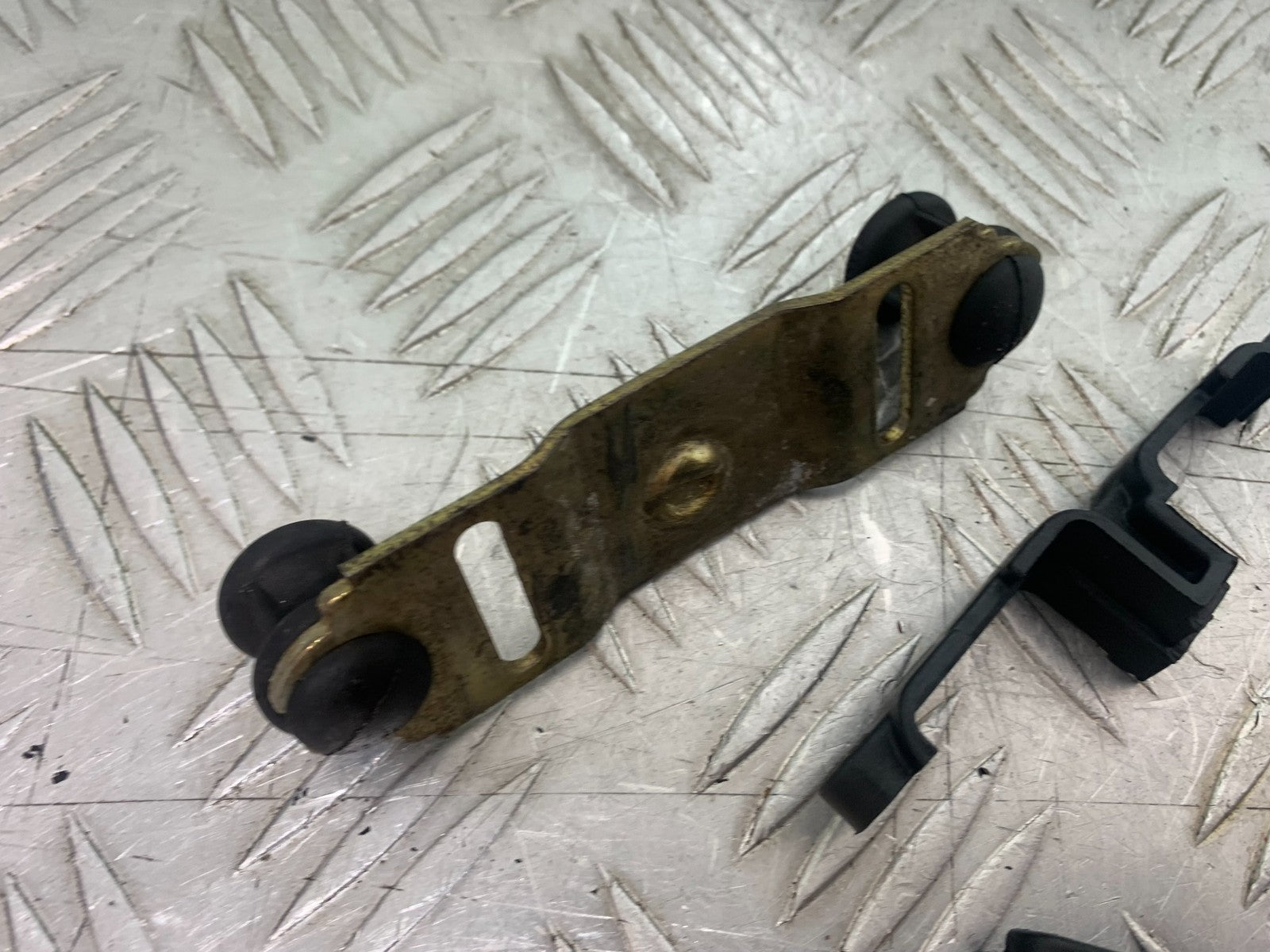 DUCATI 996 SPS 748 916 998 FRAME BRACKETS  1999-2000 (CMB1209)