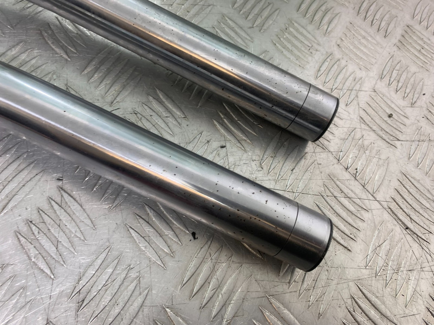 HONDA NTV 600 REVERE FORKS (BENT SOLD AS PARTS)  YEAR 1988-1996  (CMB1281)