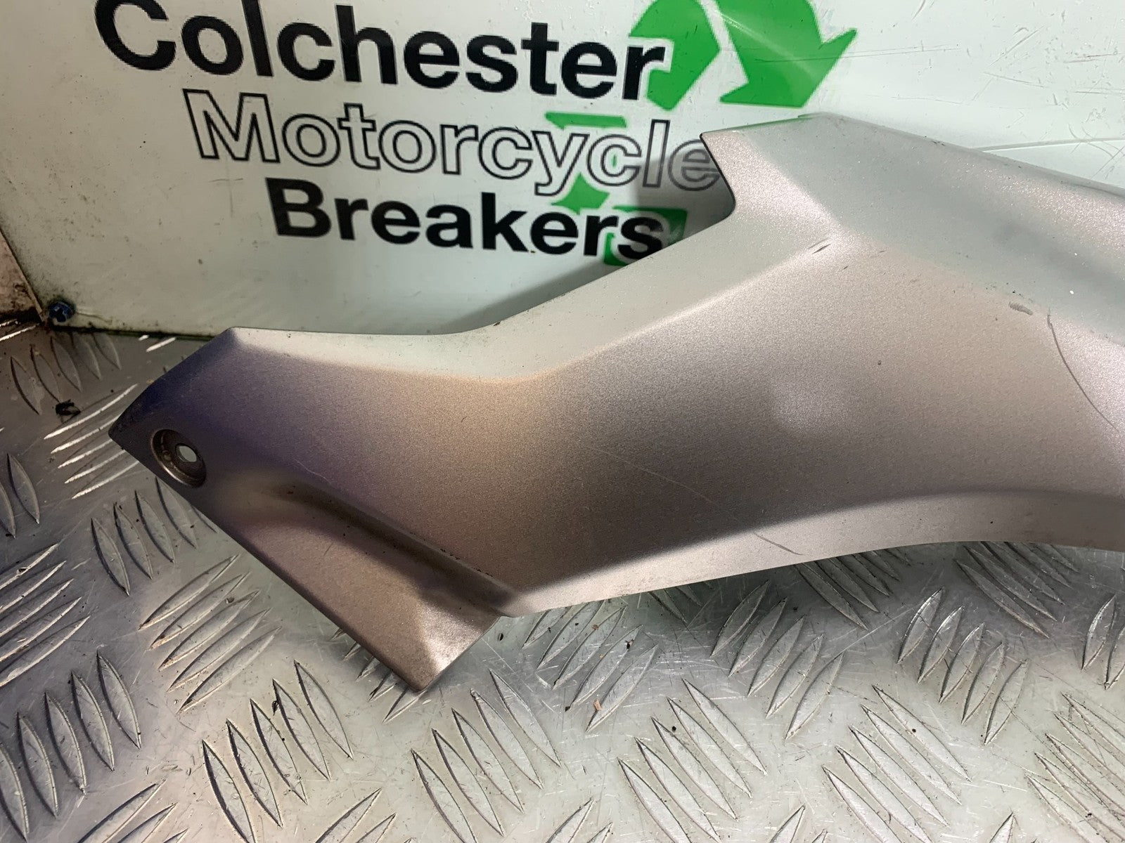 YAMAHA NMAX-125 N MAX 125 SIDE INFILL PANEL YEAR 2015-2020  (CMB1231)