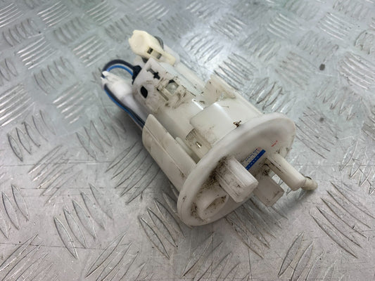 TRIUMPH 675 STREET TRIPLE PETROL PUMP  2013-2016 (CMB1186)