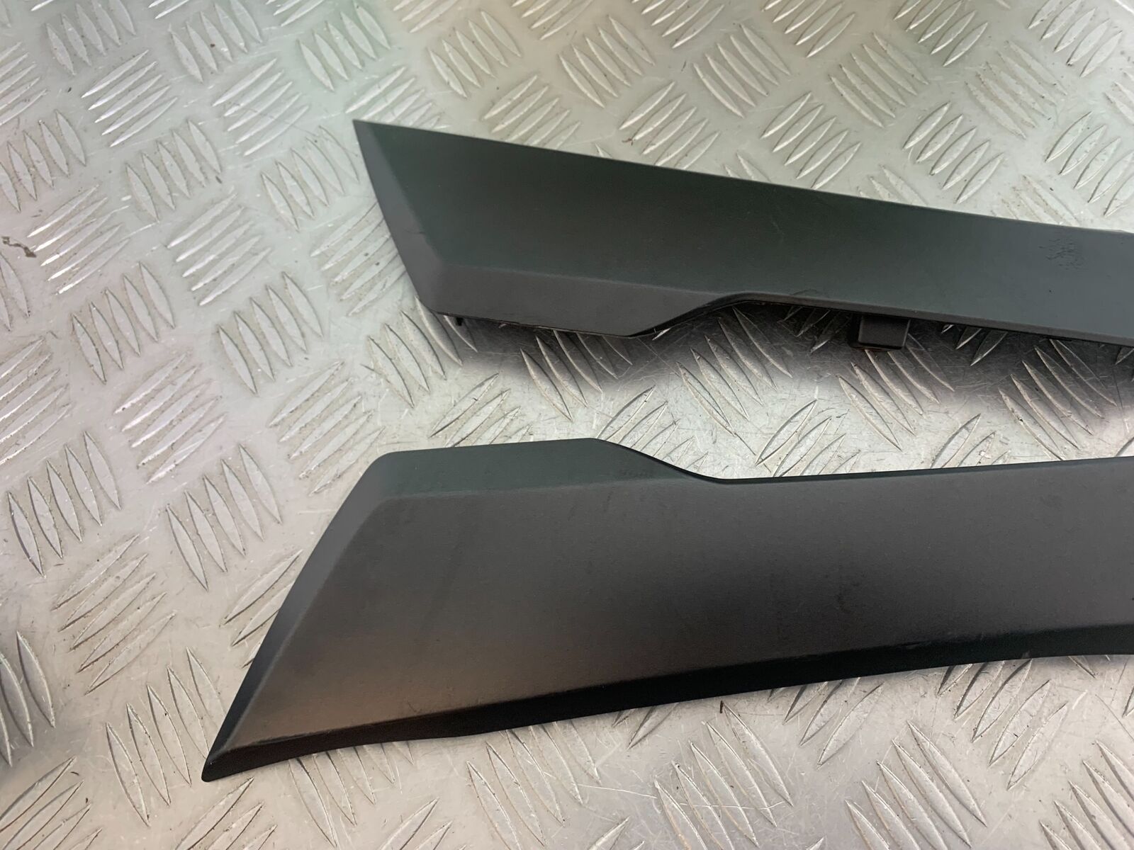 SUZUKI AN400 AN 400 BURGMAN LOWER INFILL PANELS   YEAR 2017-2024 (CMB1118)