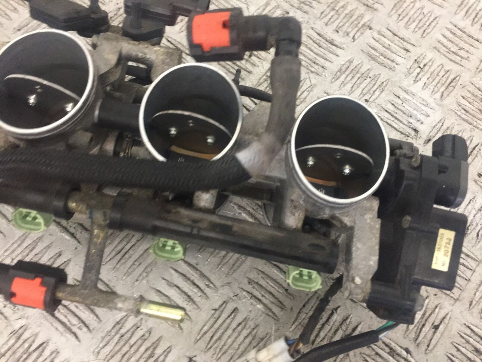 KAWASAKI ZX6R ZX6 R C1H THROTTLE BODIES   YEAR 2005 2006 (STOCK 774)