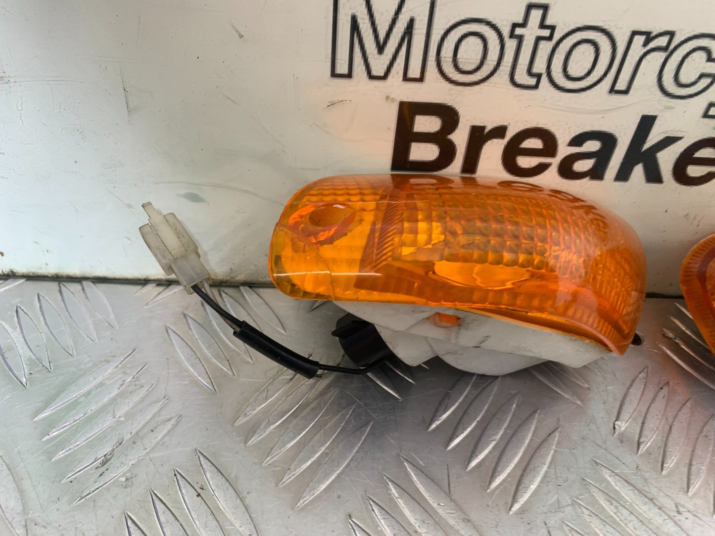 KAWASAKI ZZR1100 D FRONT INDICATORS  YEAR 1993-2001 (CMB1289)