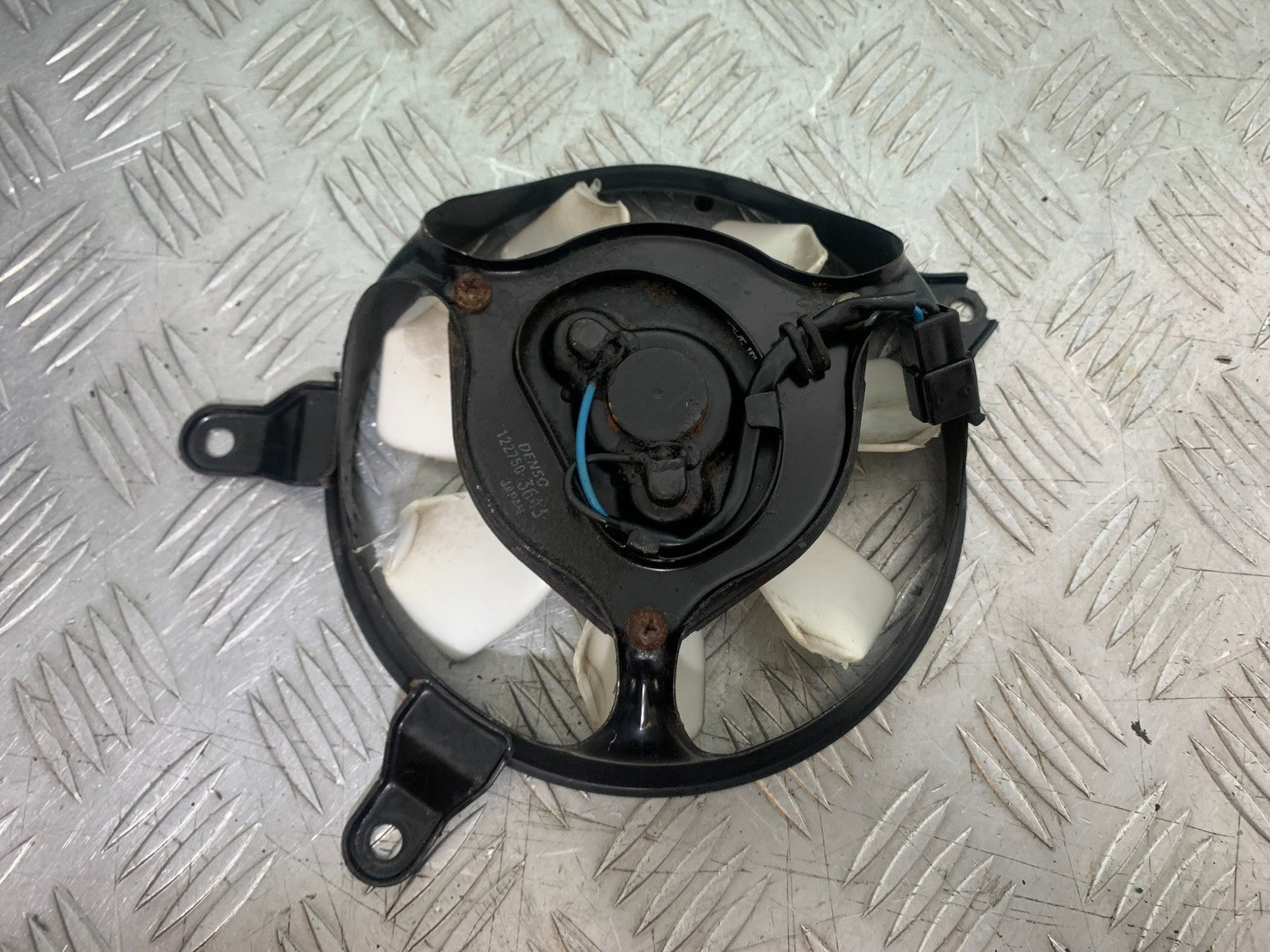 TRIUMPH 1050 SPRINT ST RADIATOR FAN   YEAR 2004-2007 (CMB1197)