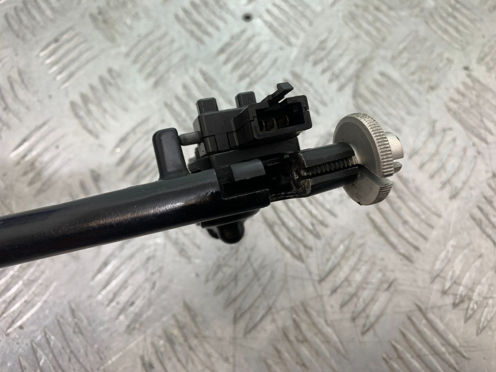 KAWASAKI ZX10R ZX10 R CLUTCH LEVER AND BRACKET    2008-2010 (CMB1301)