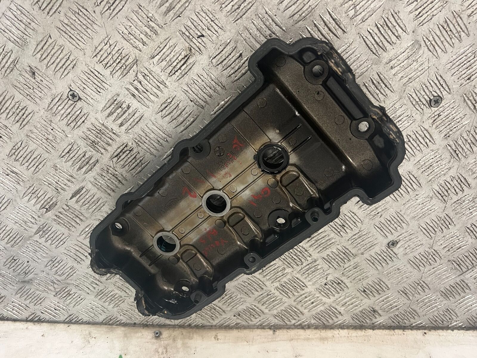 TRIUMPH 1050 SPRINT ROCKER COVER  YEAR 2004-2007 (STOCK 888)