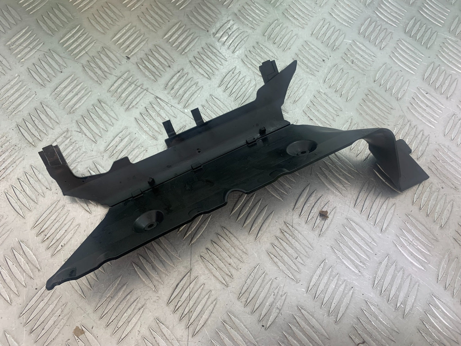 BMW M1000 R ENGINE COVER  YEAR 2023-2024 (CMB1140)