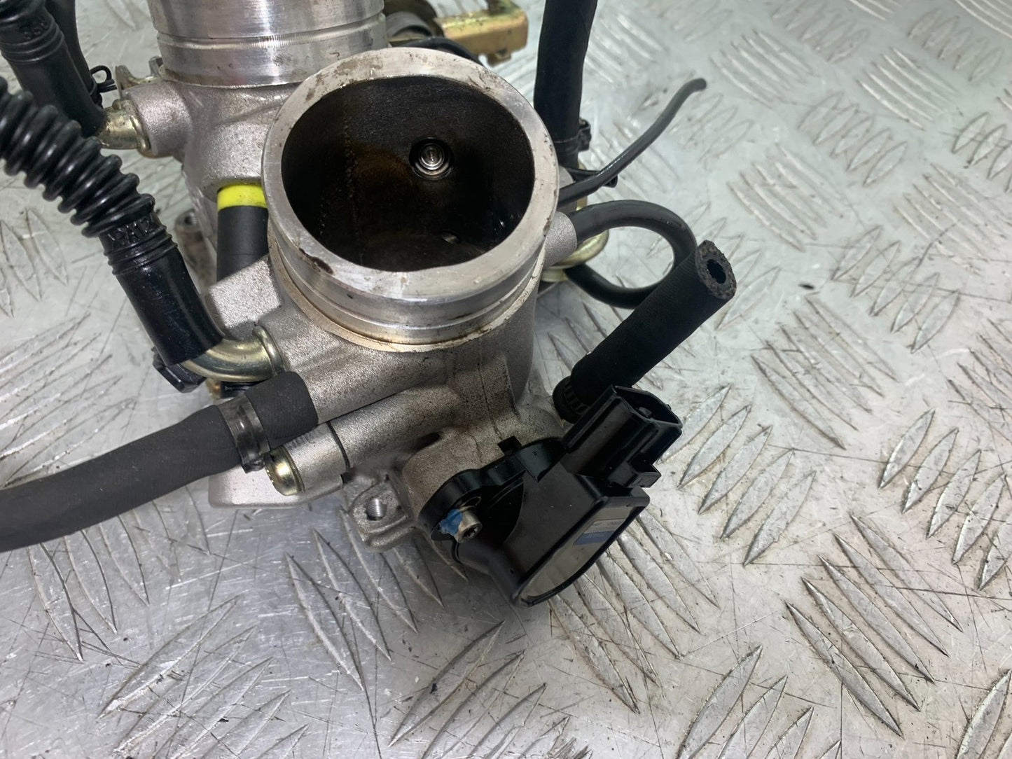 APRILIA RSV1000 R FACTORY MILLE THROTTLE BODIES  2004-09 (CMB1203)
