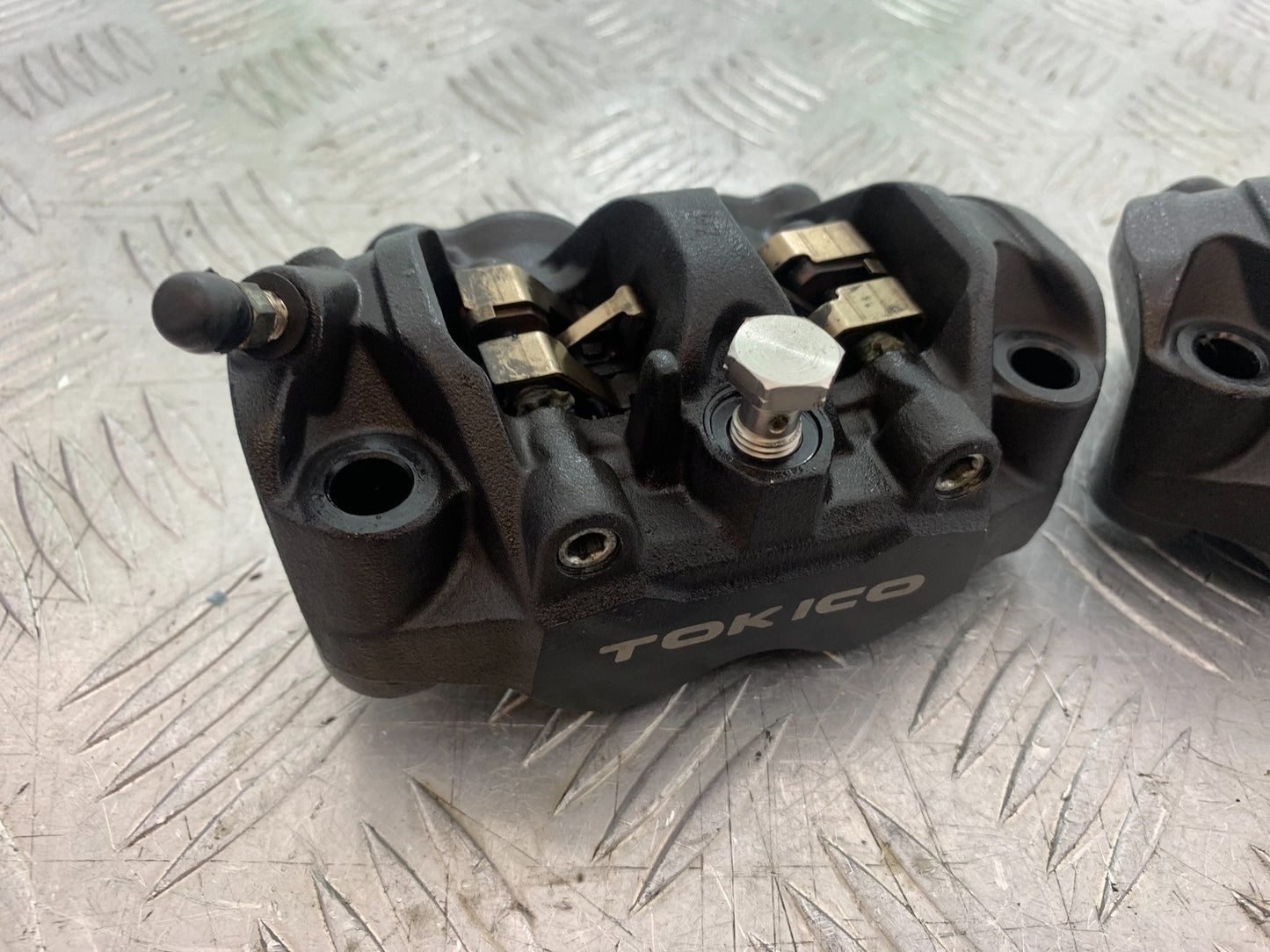 HONDA CBR1000 rr FIREBLADE FRONT BRAKE CALIPERS  2008-2011 (CMB1253)
