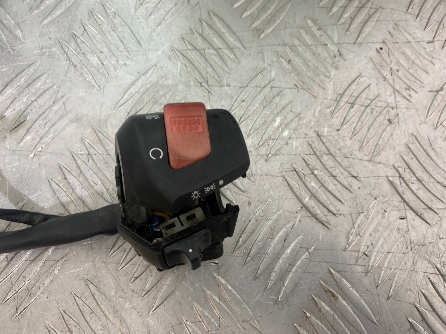 HONDA CBR600 CBR 600 FX FY RIGHT SWITCH GEAR  YEAR 1999-2000 (CMB1287)