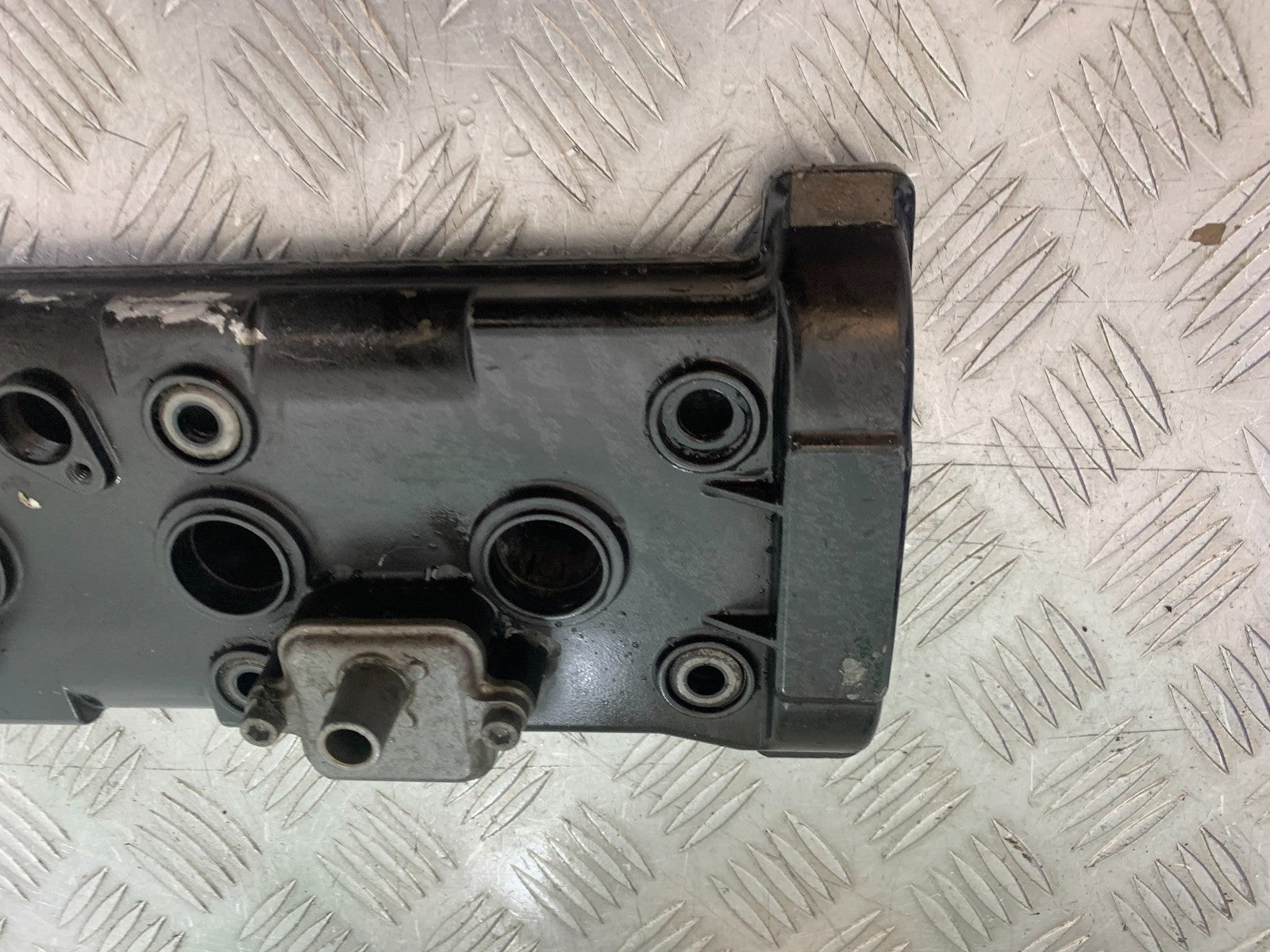 YAMAHA YZF R1 4C8 ROCKER COVER  YEAR 2007-2008 (CMB1237)