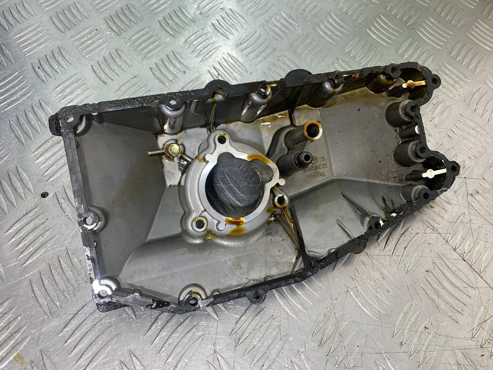 TRIUMPH 955I SPRINT RS SUMP  YEAR 1999-04