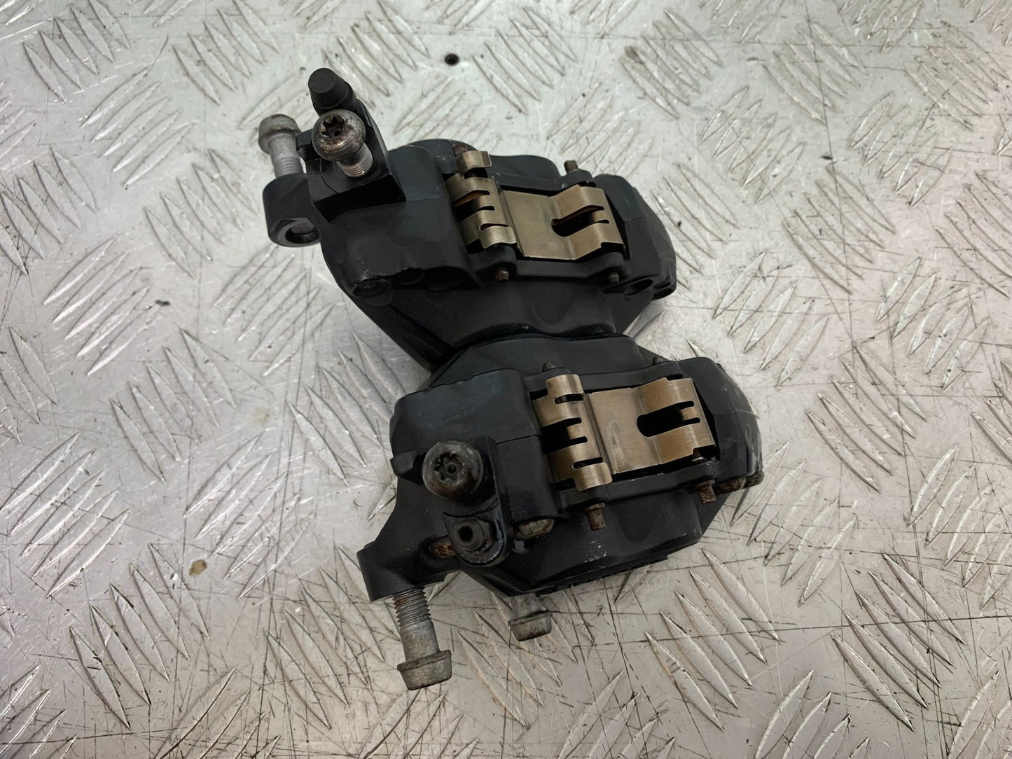 BMW F800 GT FRONT BRAKE CALIPERS  YEAR 2013-2017 (CMB1248)