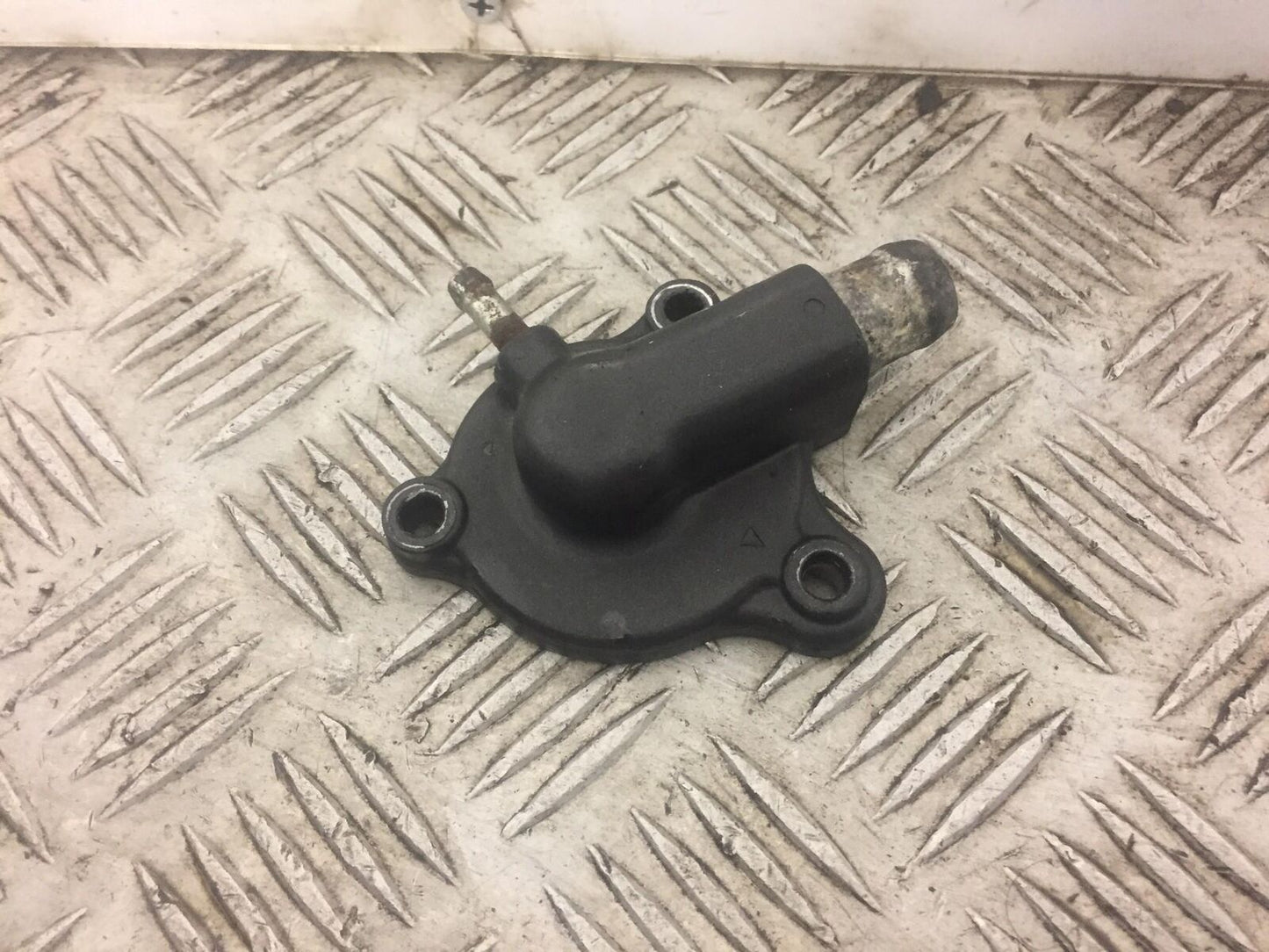 HONDA CBR125 CBR 125 WATER PUMP  COVER  YEAR 2011-2014