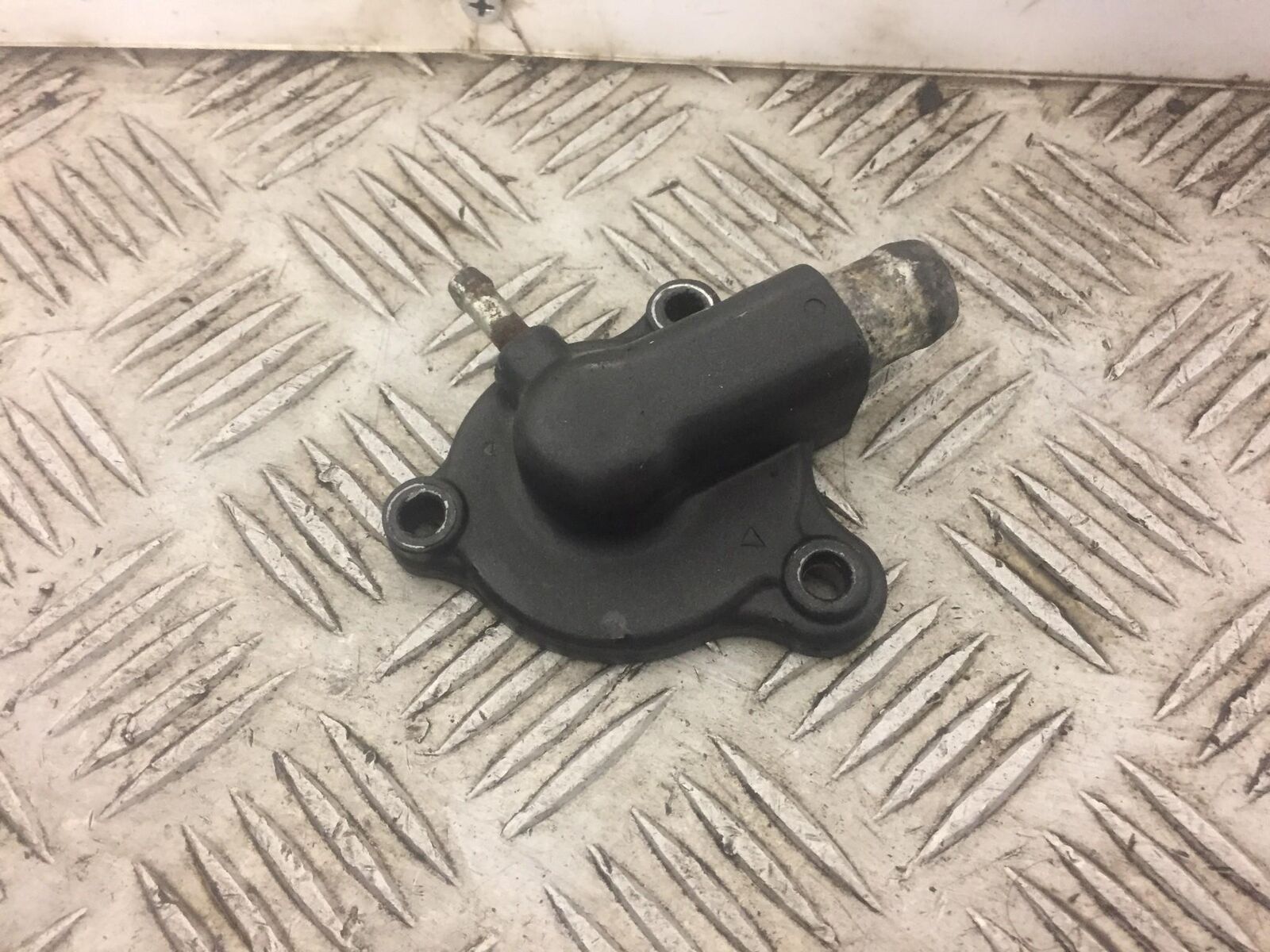 HONDA CBR125 CBR 125 WATER PUMP  COVER  YEAR 2011-2014