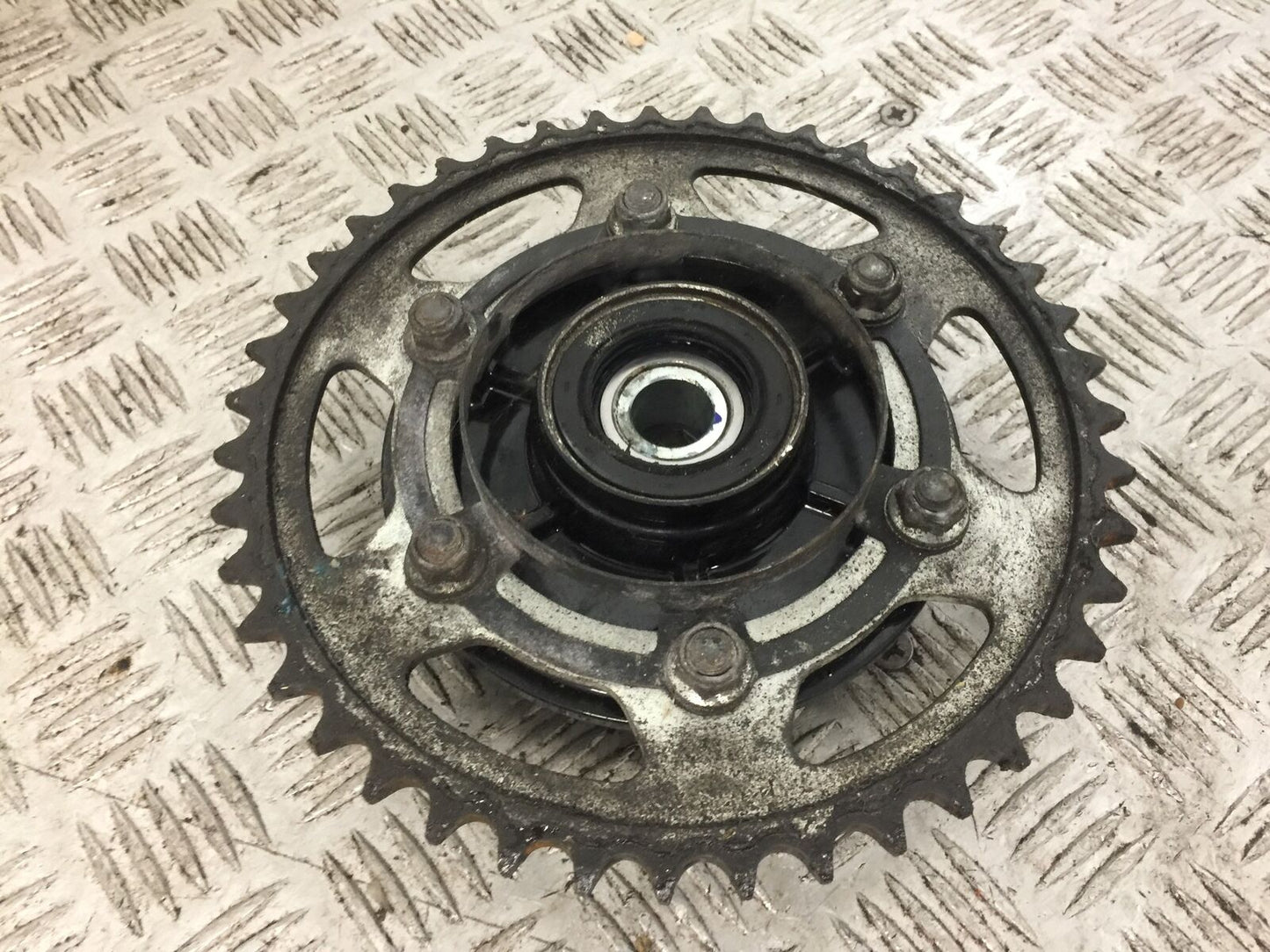 YAMAHA MT07 MT-07 REAR SPROCKET CARRIER  YEAR 2019 (STOCK 784)